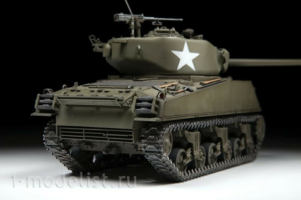 3676 Zvezda 1/35 American medium tank M4A3 (76) 