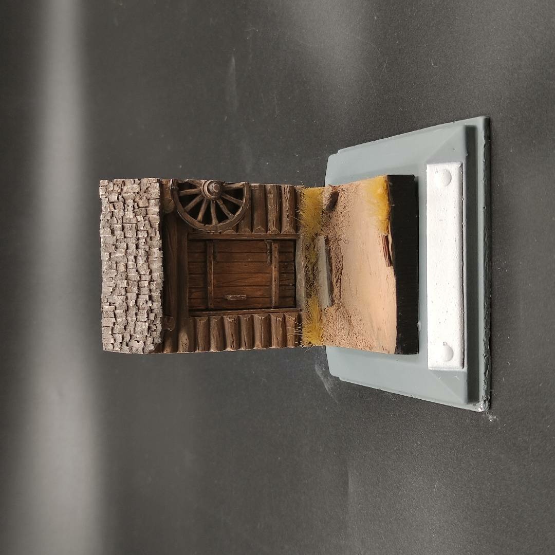 P23 artbaza 1/35 Fragment of a rural courtyard