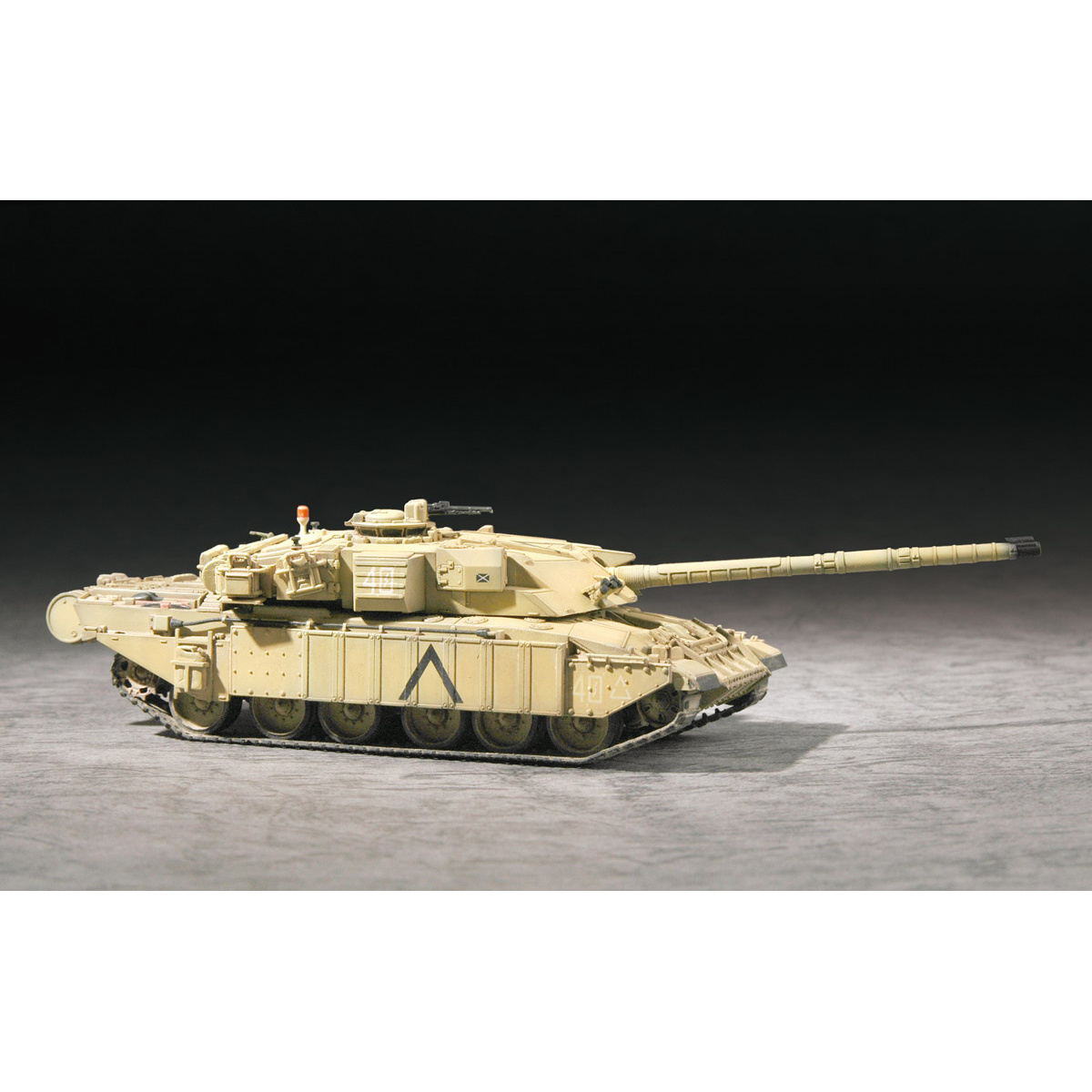 07105 Trumpeter 1/72 British Challenger 1MBT (Desert Version)