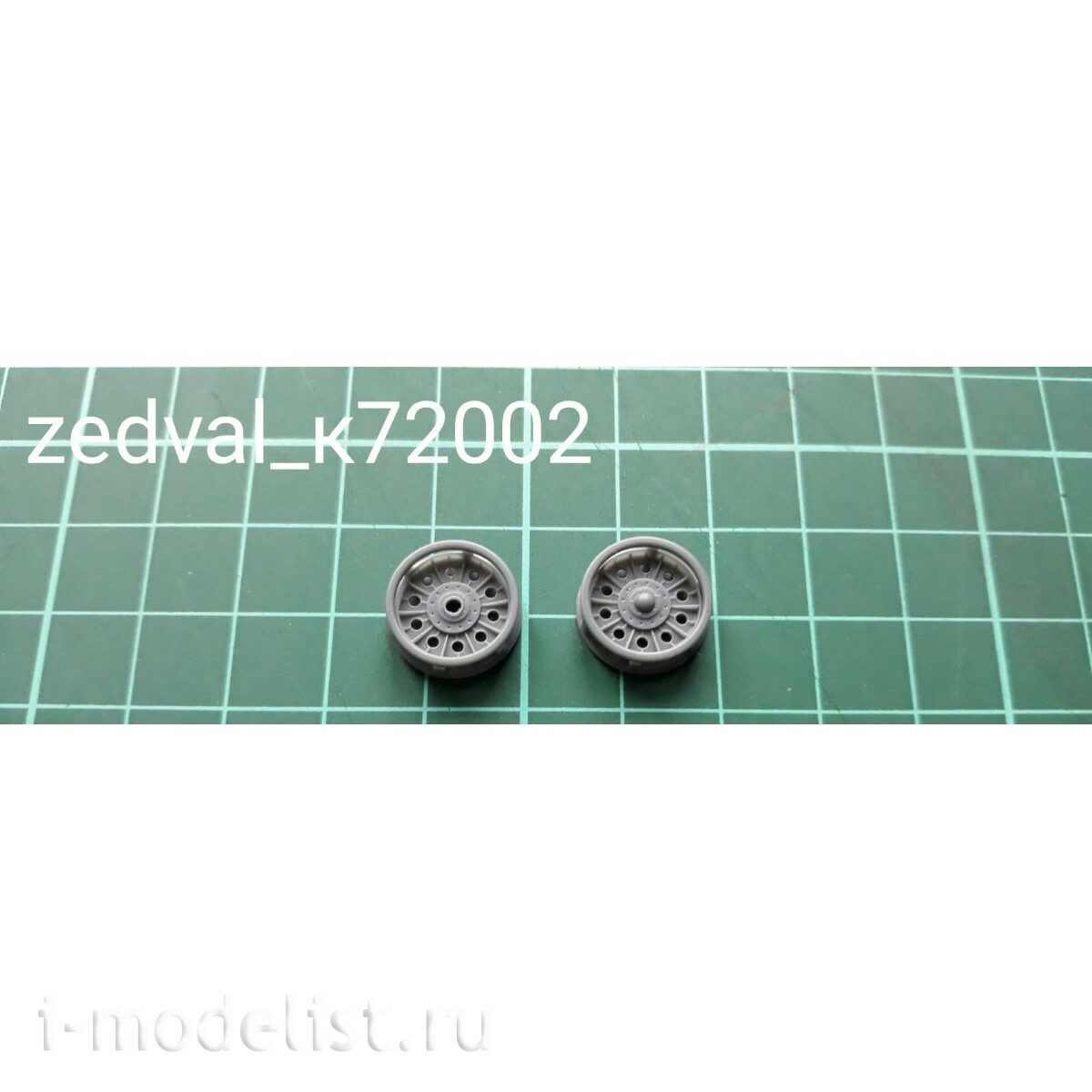 K72002 Zedval 1/72 Опорные катки с внутренней амортизацией УВЗ для танка тип 34 (10 катков)