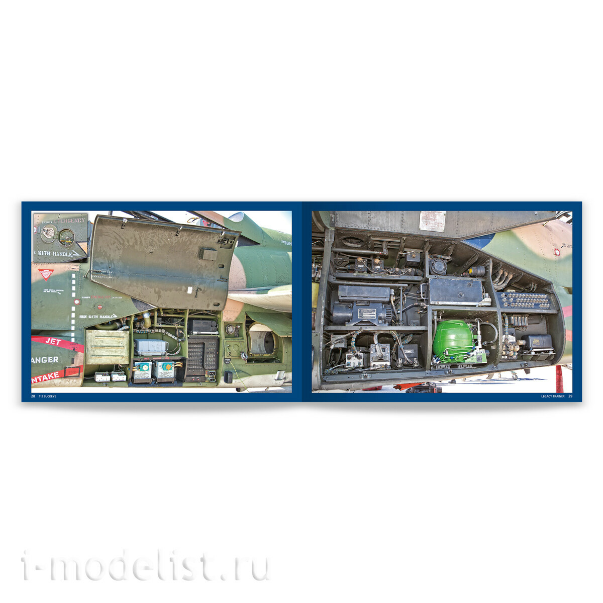 AK130043 AK Interactive Книга T-2 Buckeye Legacy Trainer Джон Леккас / By John Lekkas