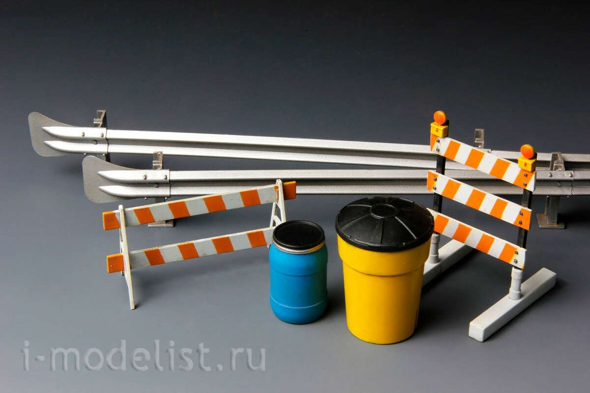 SPS-013 Meng 1/35 Barricades & Highway Guardrail kit