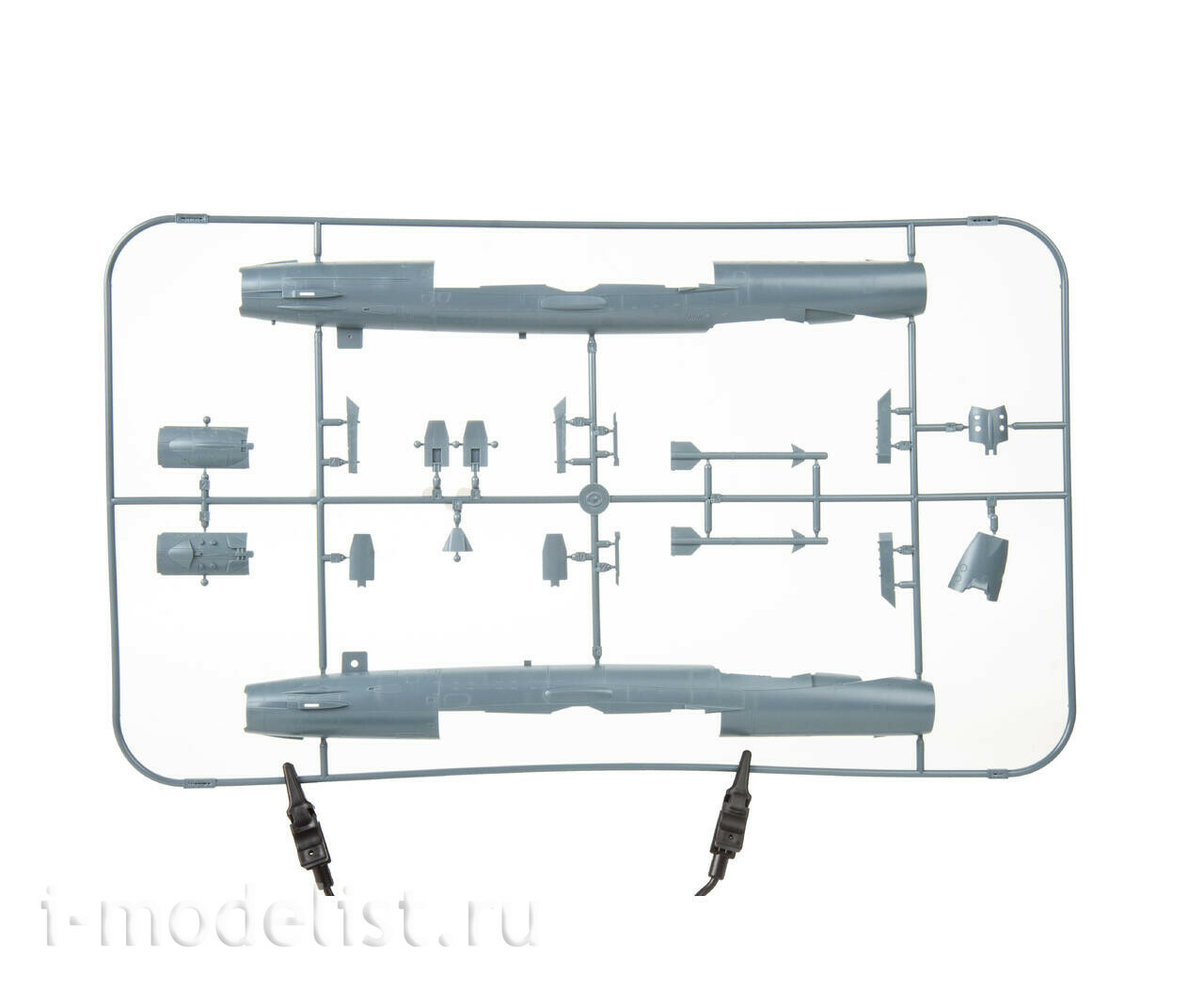 84202 Eduard 1/48 Советский истребитель MiGG-21PFM (Weekend)