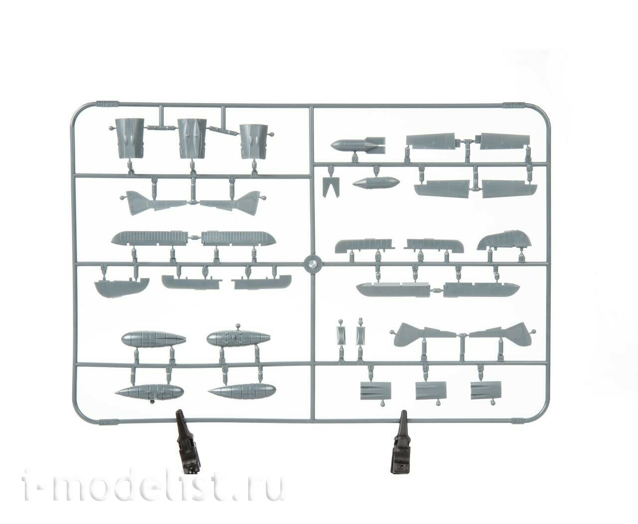 84205 Eduard 1/48 Американский истребитель F4F-4 Wildcat поздний (Weekend)