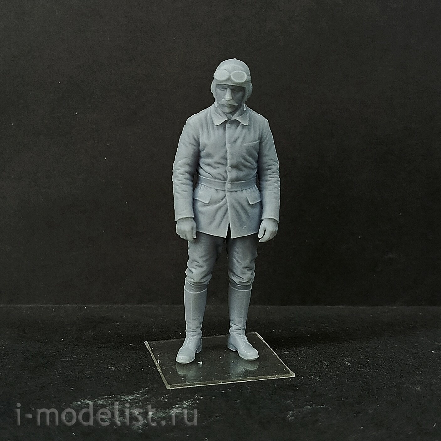DMS-35295 ДМС 1/35 Фигурка Мfromоциклист (1900-1930)
