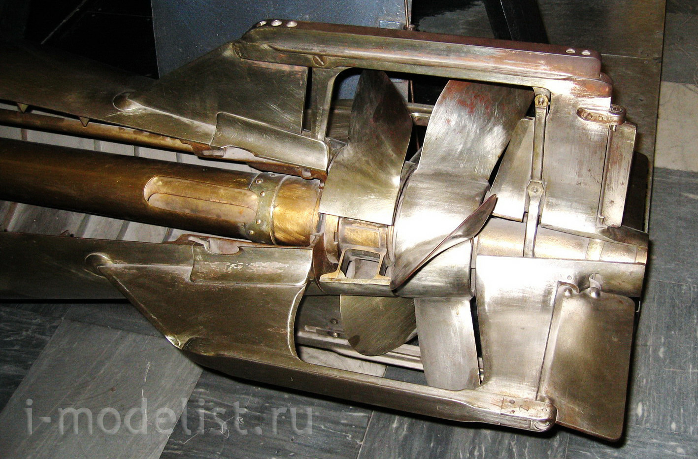 im35019 Imodelist 1/35 Soviet torpedo 53-38, caliber 533, on a trolley