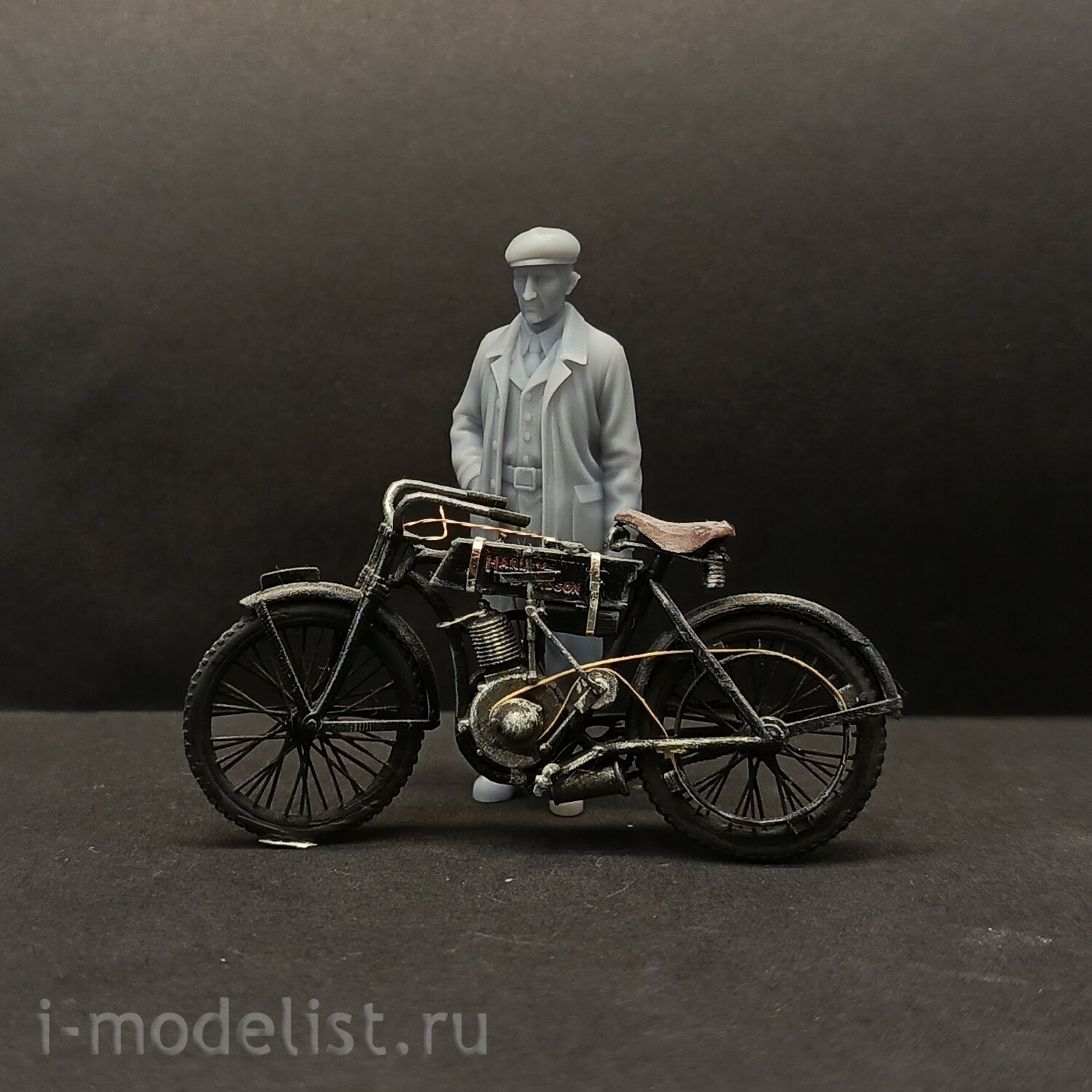 DMS-35288 ДМС 1/35 Инженер