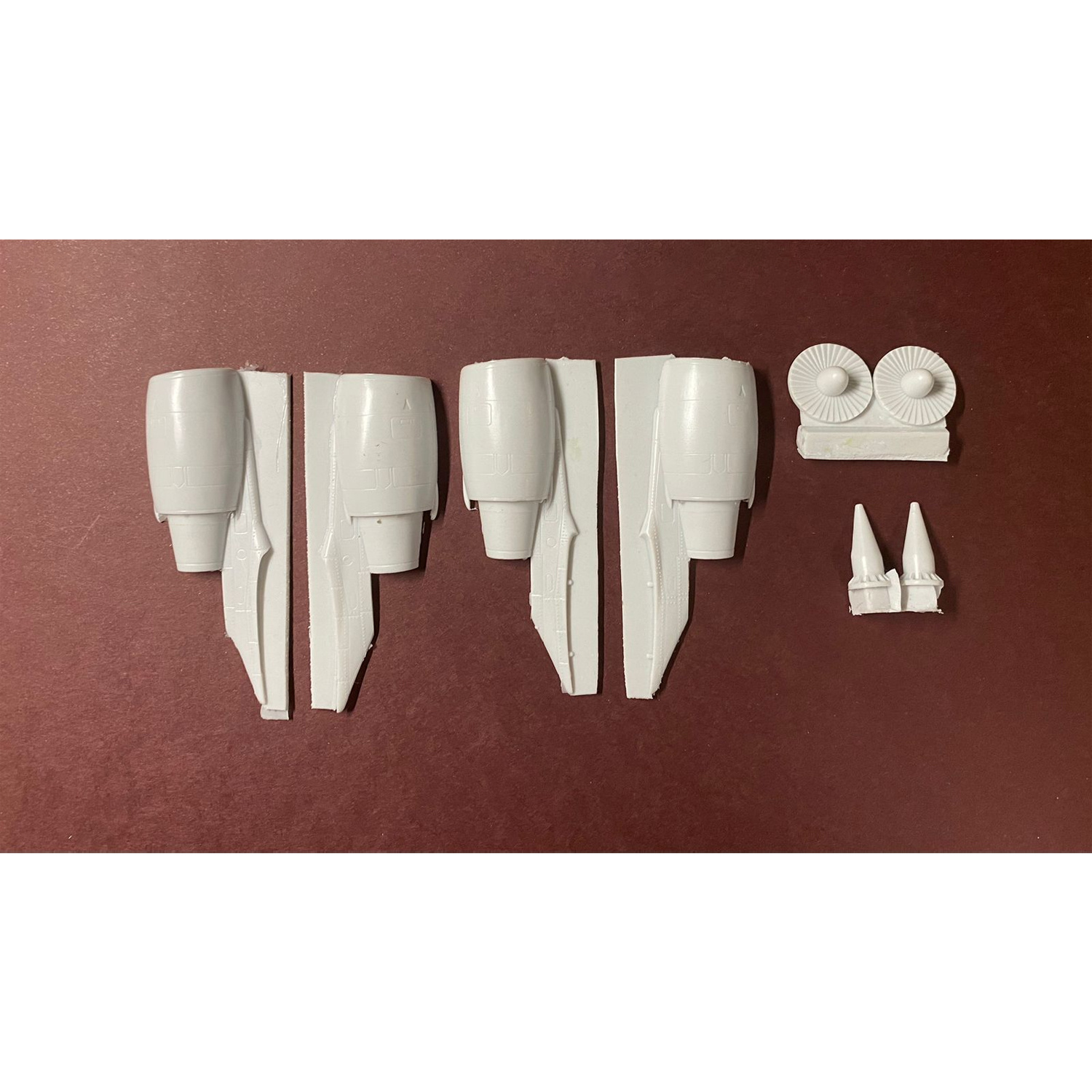 CF6-80 PasModels 1/144 Комплект двигателей для модели A-330 General Electric CF6-80 (Zvezda)