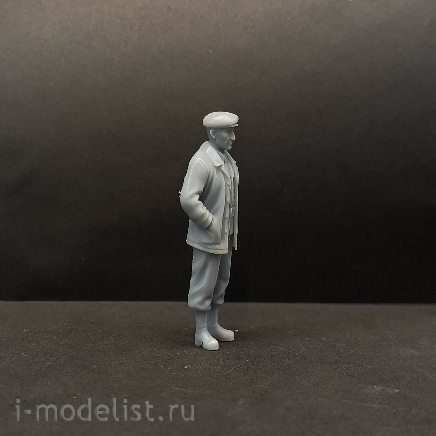 DMS-35288 ДМС 1/35 Инженер