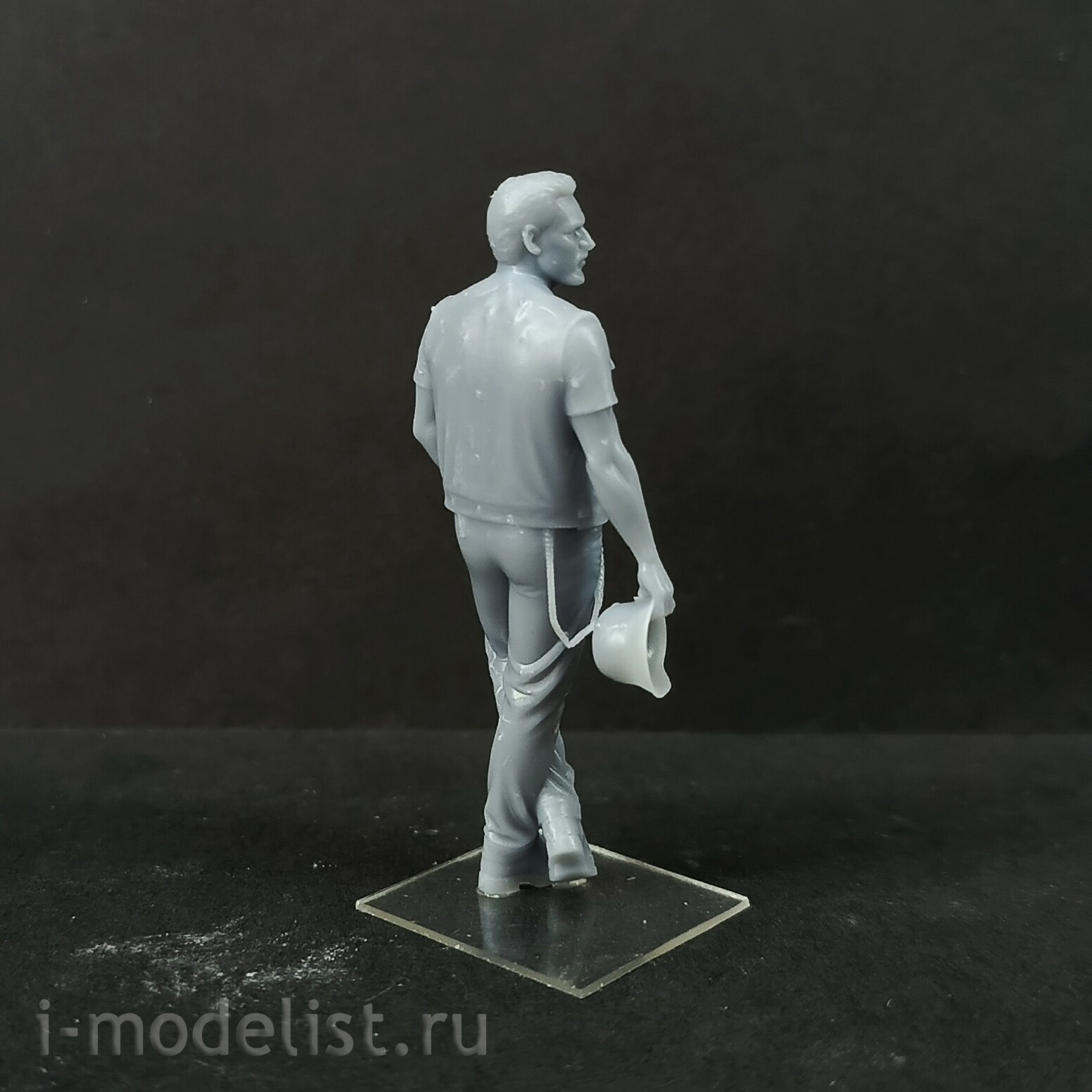 DMS-35298 ДМС 1/35 Фигурка Мfromоциклист (1990-нв)