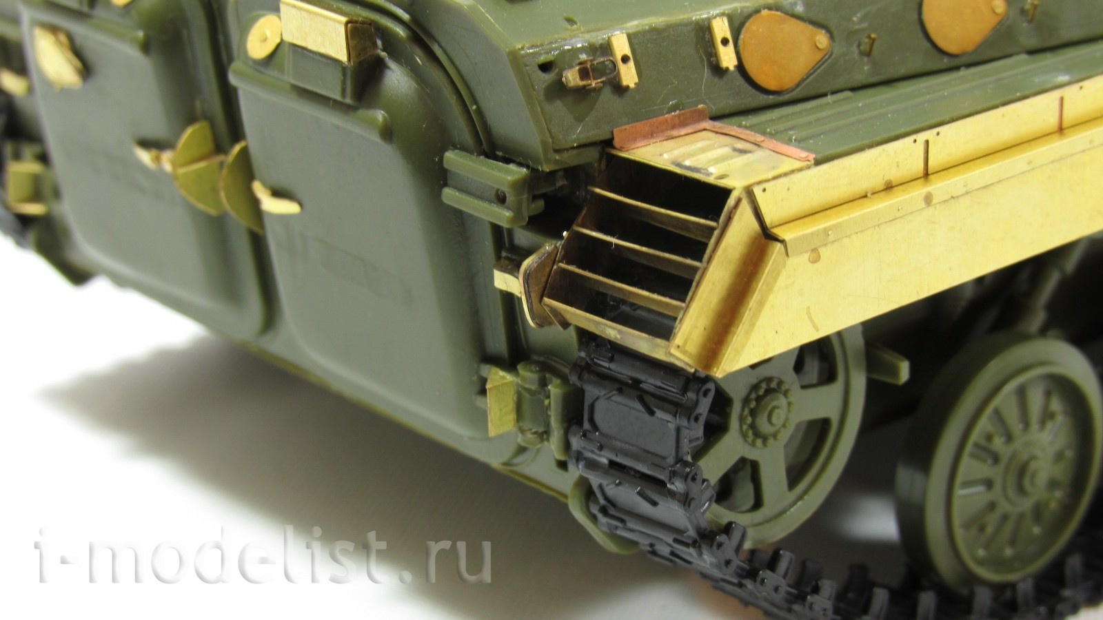 035331 Microdesign 1/35 BMP-2