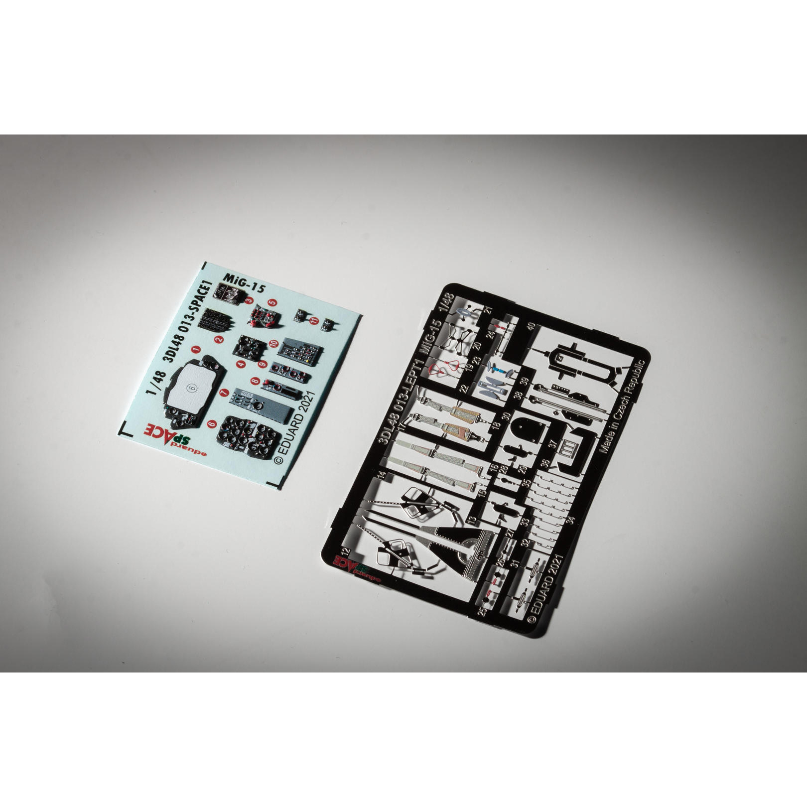3DL48013 Eduard 1/48 3D Decals for MiGG-15 SPACE