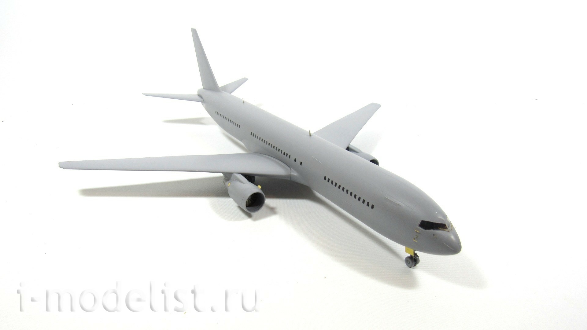144219 Microdesign 1/144 BOING 767-300 (Zvezda)