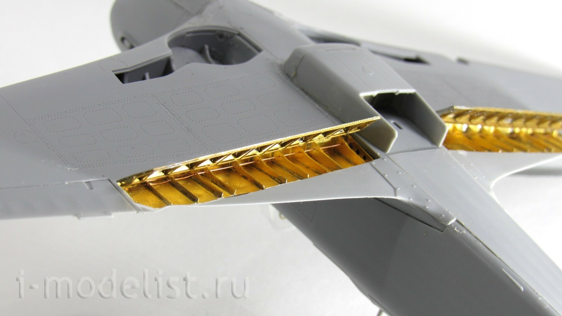 048071 Микродизайн 1/48 Набор фfromfromравления посаtoчных щитков на Я-7Б/Я-9 (Zvezda)