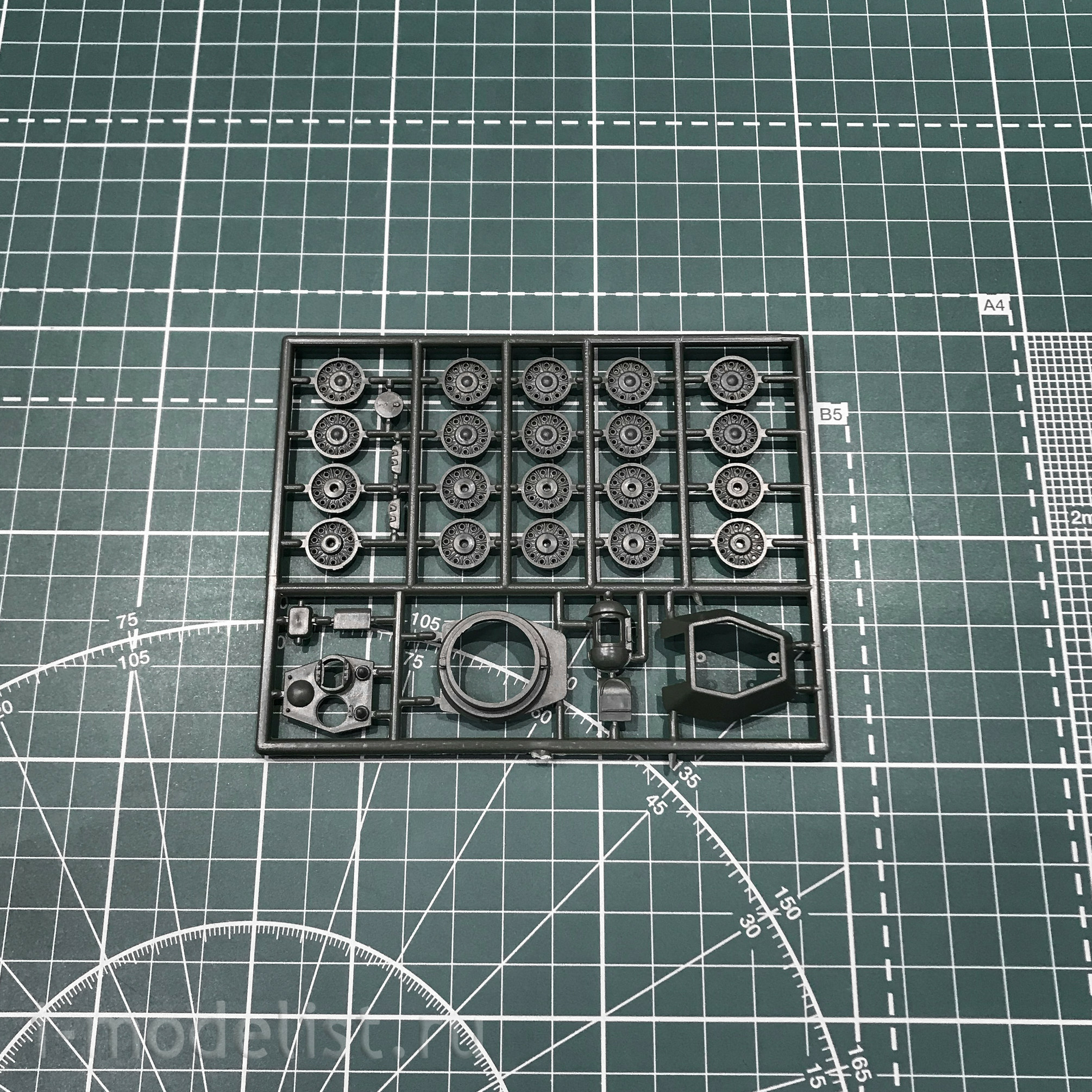 7078 Italeri 1/72 Tank 34/76 Model 1943