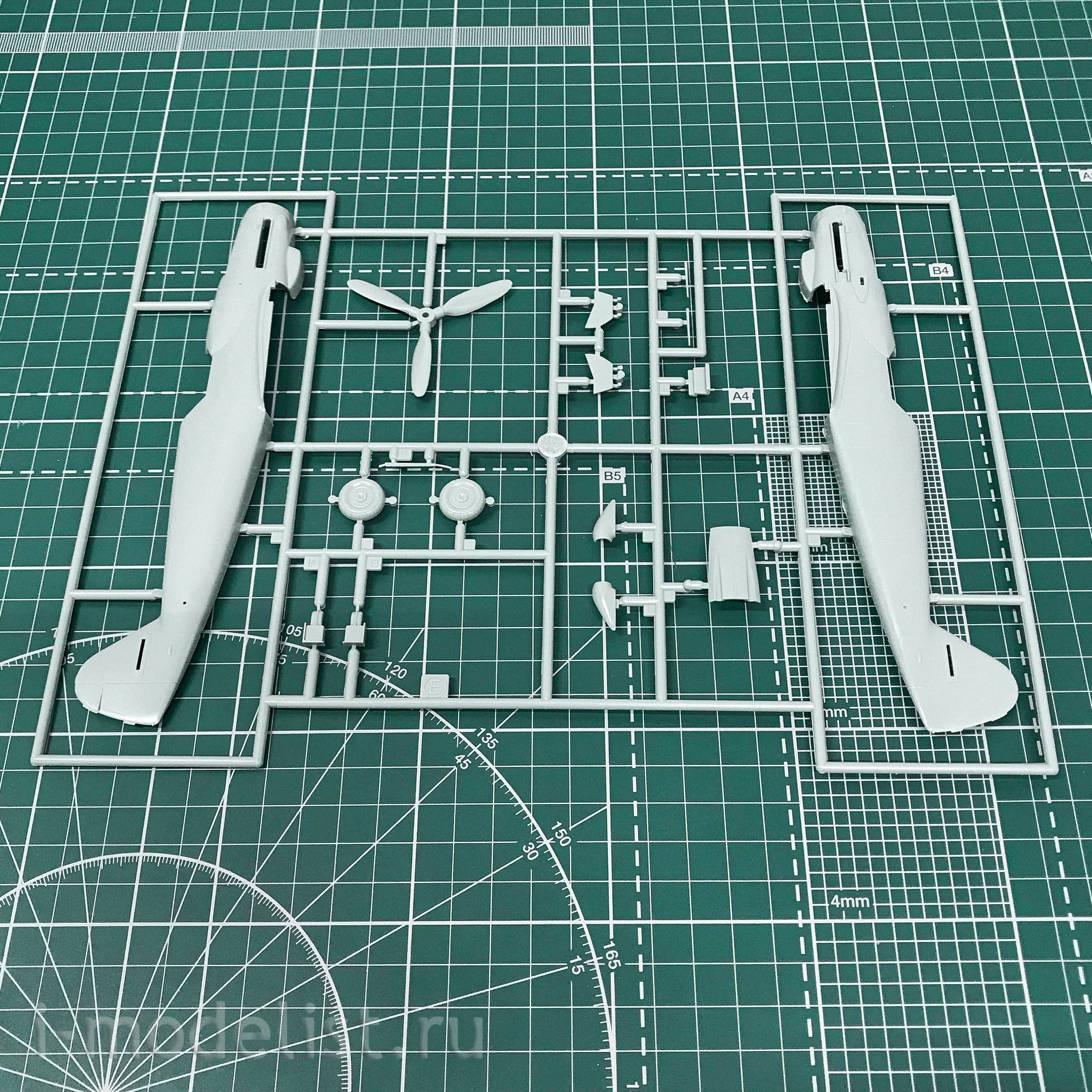 2805 Italeri 1/48 Aircraft Bf 109 K-4
