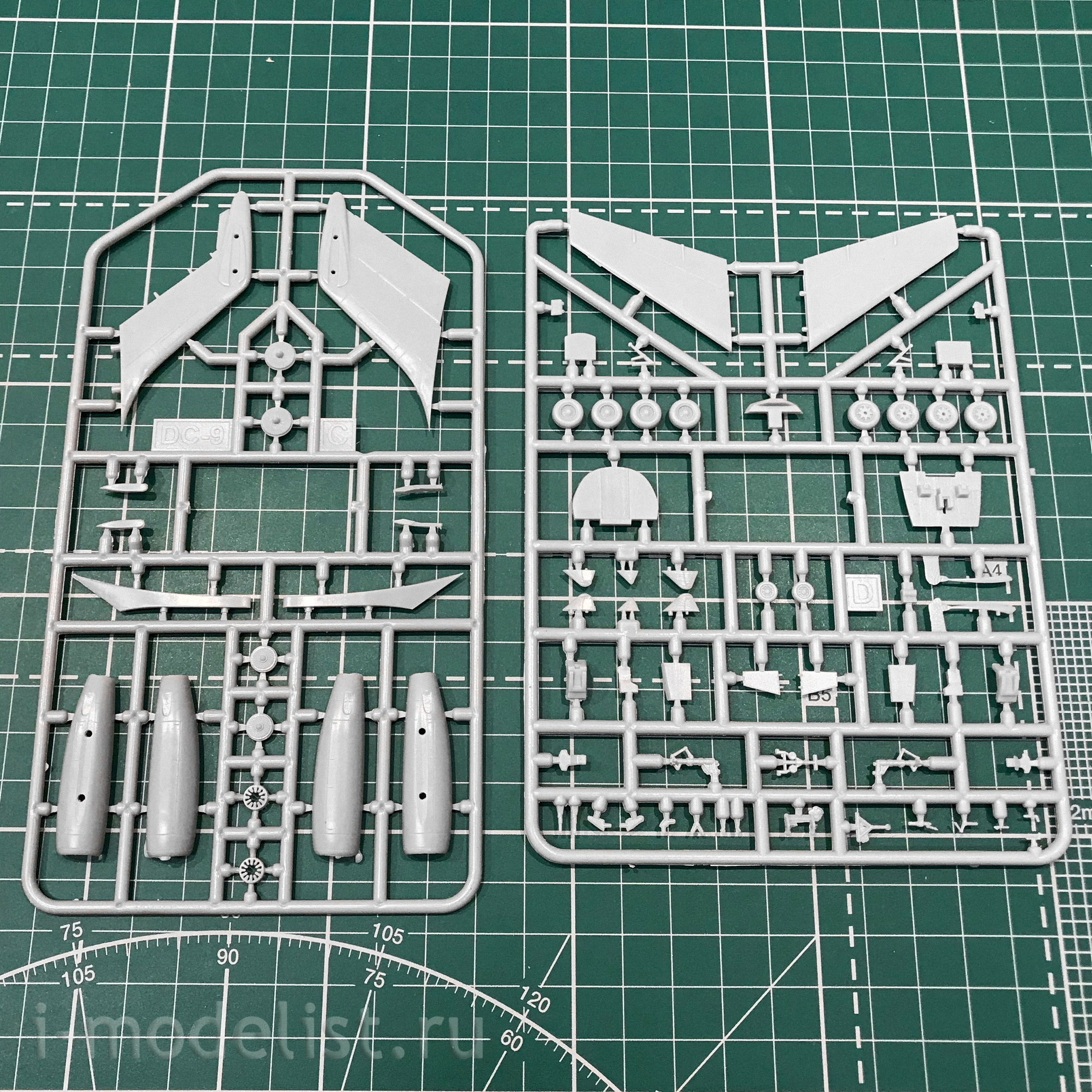 144119 Orient Express 1/144 Airliner DC-9-30 KLM