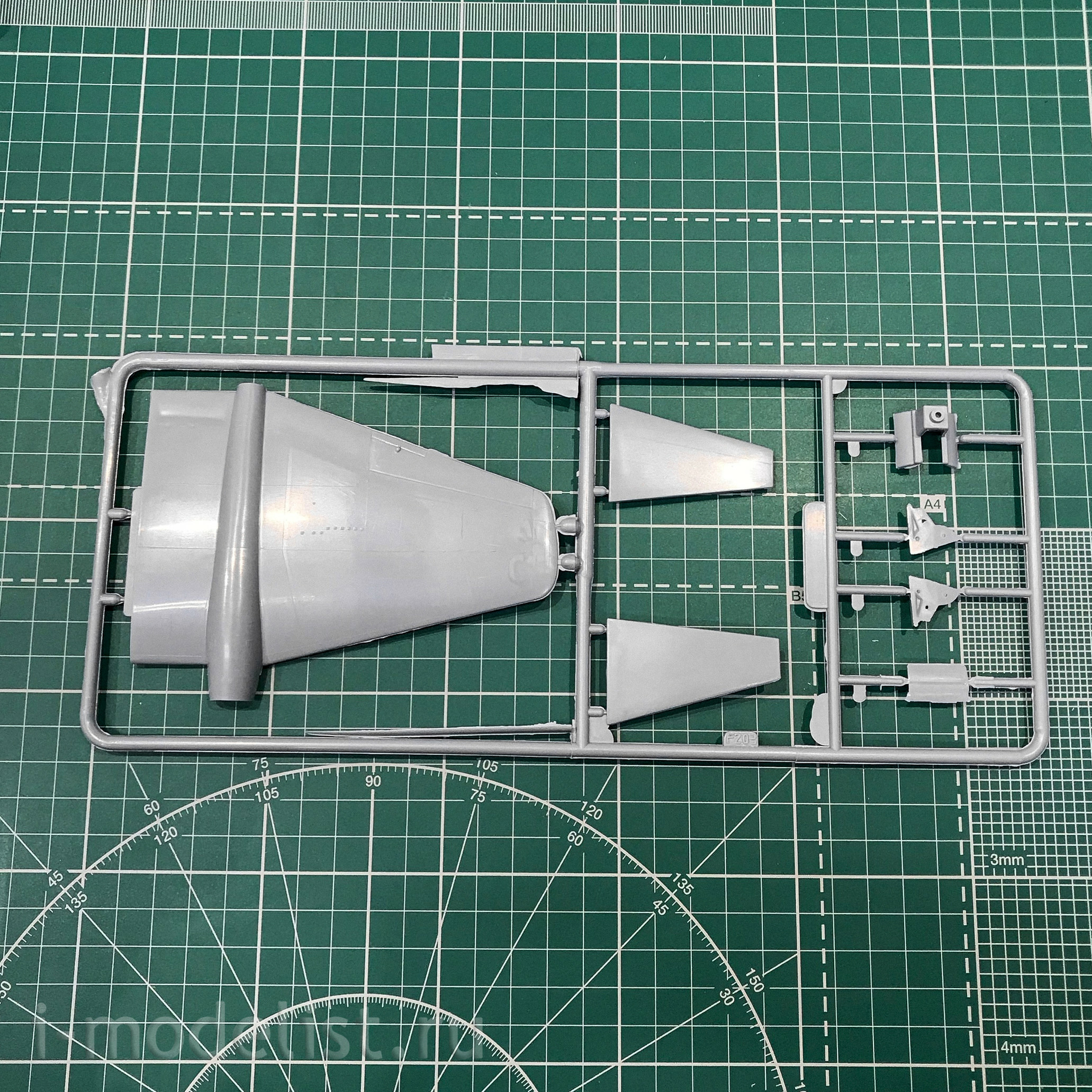 72265 East Express 1/72 Bomber Canberra V. (1) Mk. Eight
