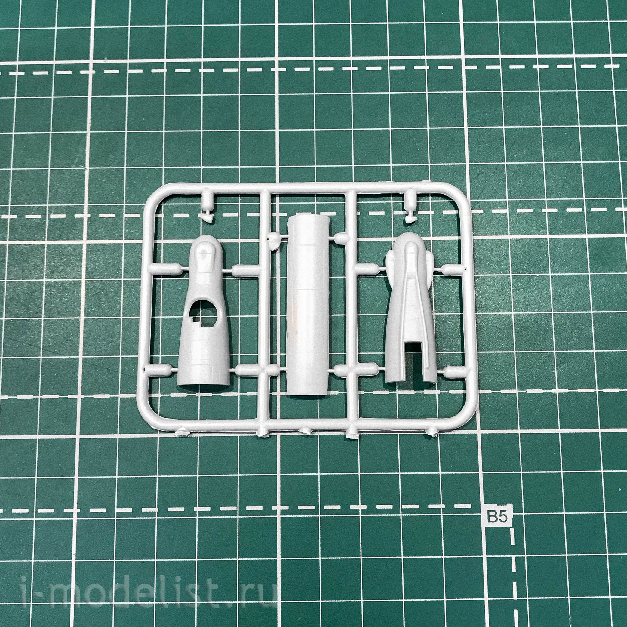 1430 Amodel 1/144 E. E. Canberra T. 17