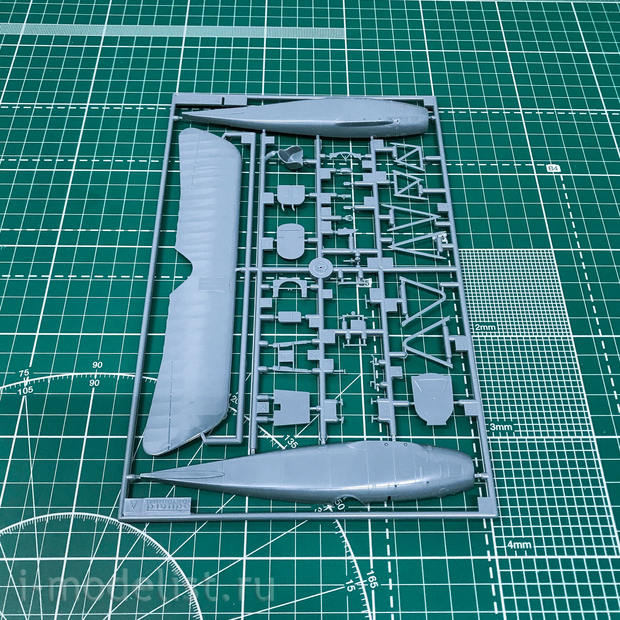 8097 Eduard 1/48 Albatros D. III Biplane