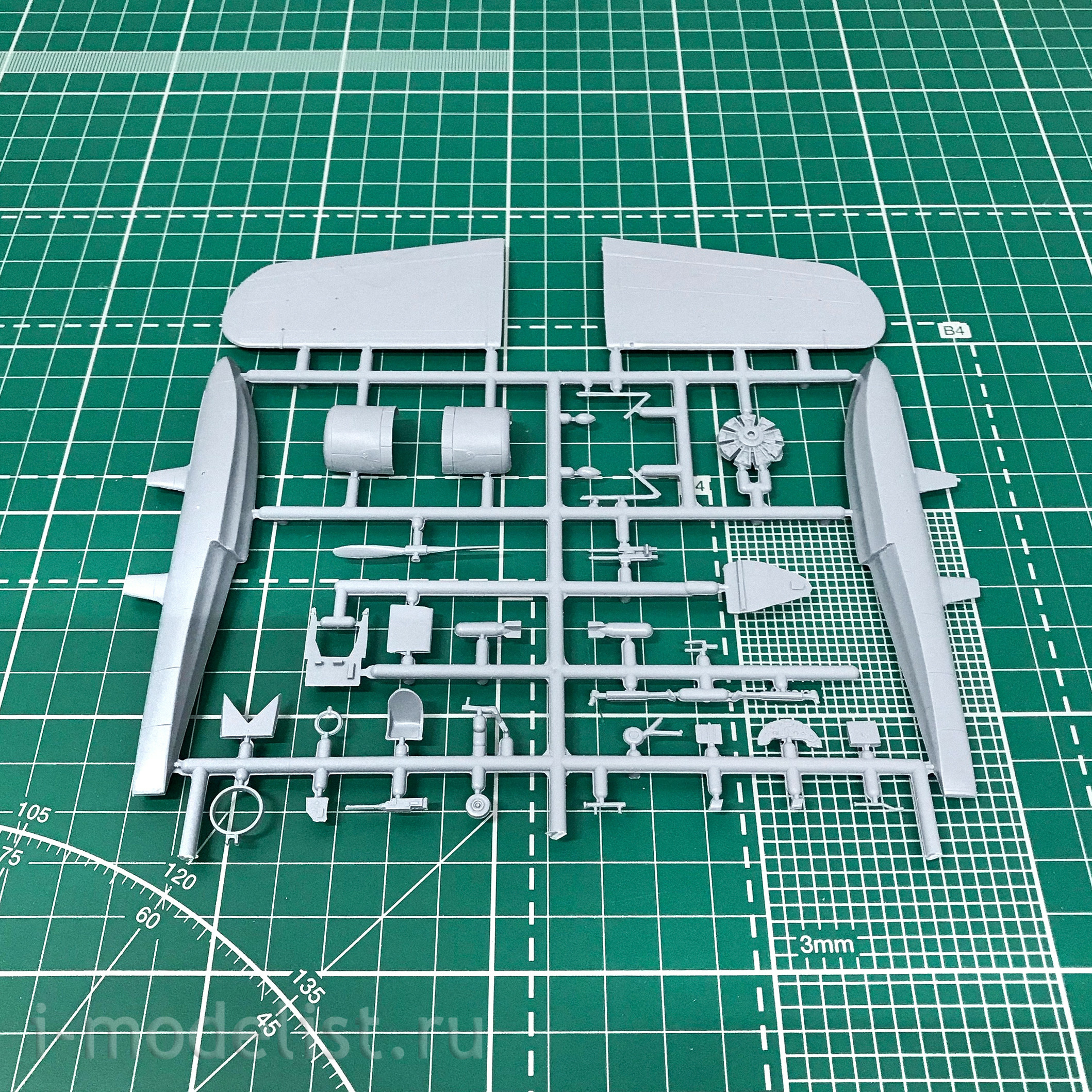 AZ7635 AZ Model 1/72 Vought Kingfisher Mk.I Aircraft