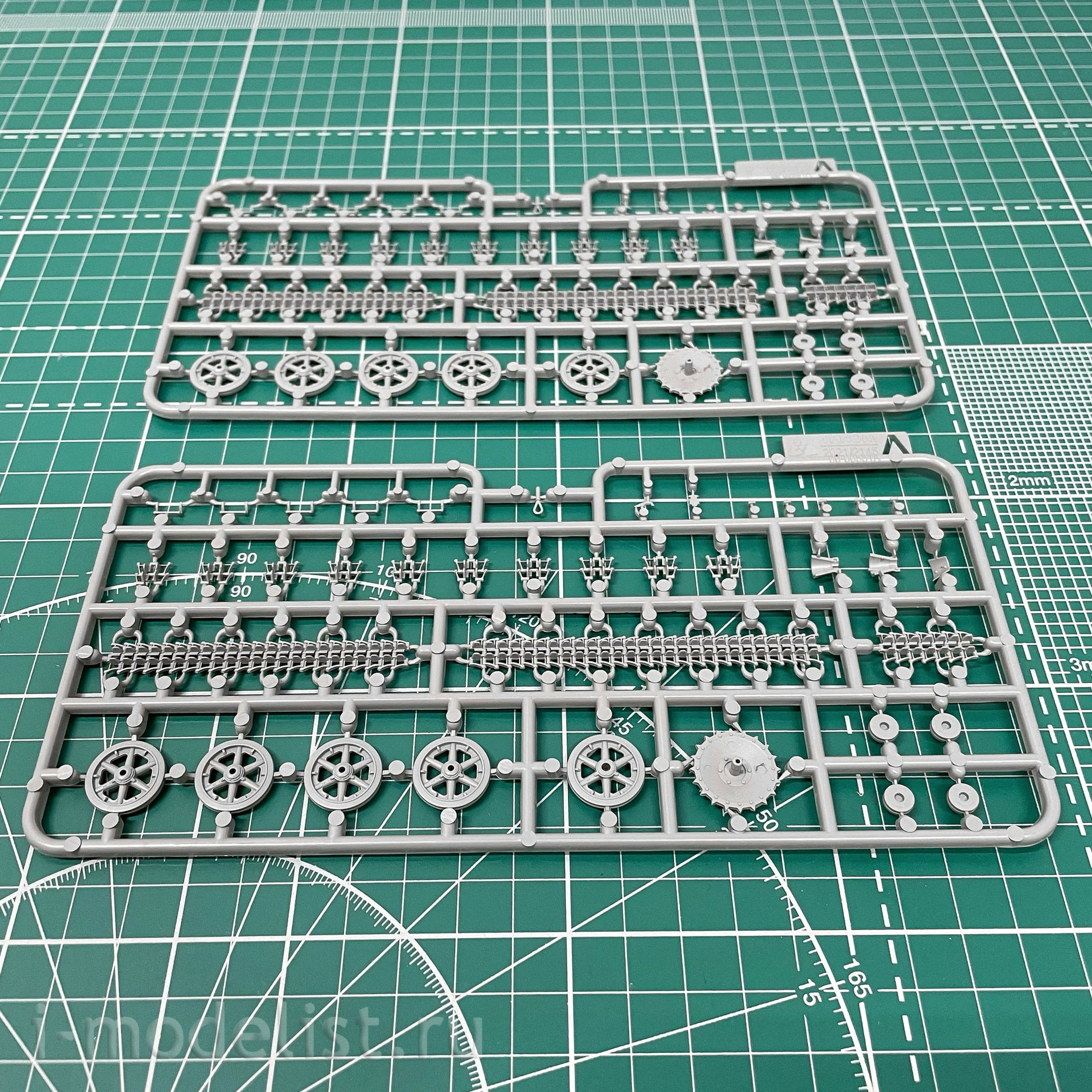 2145 Takom 1/35 Pz.Kpfw. I Ausf. A & Pz.Kpfw. I Ausf. B 1+1