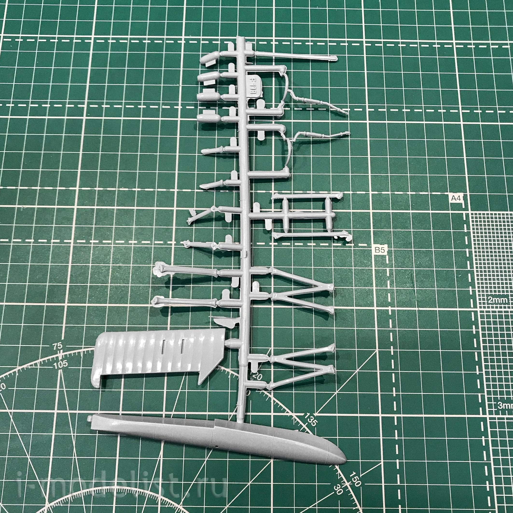 Eastern Express 72286 1/72 Torpedo shark Ii