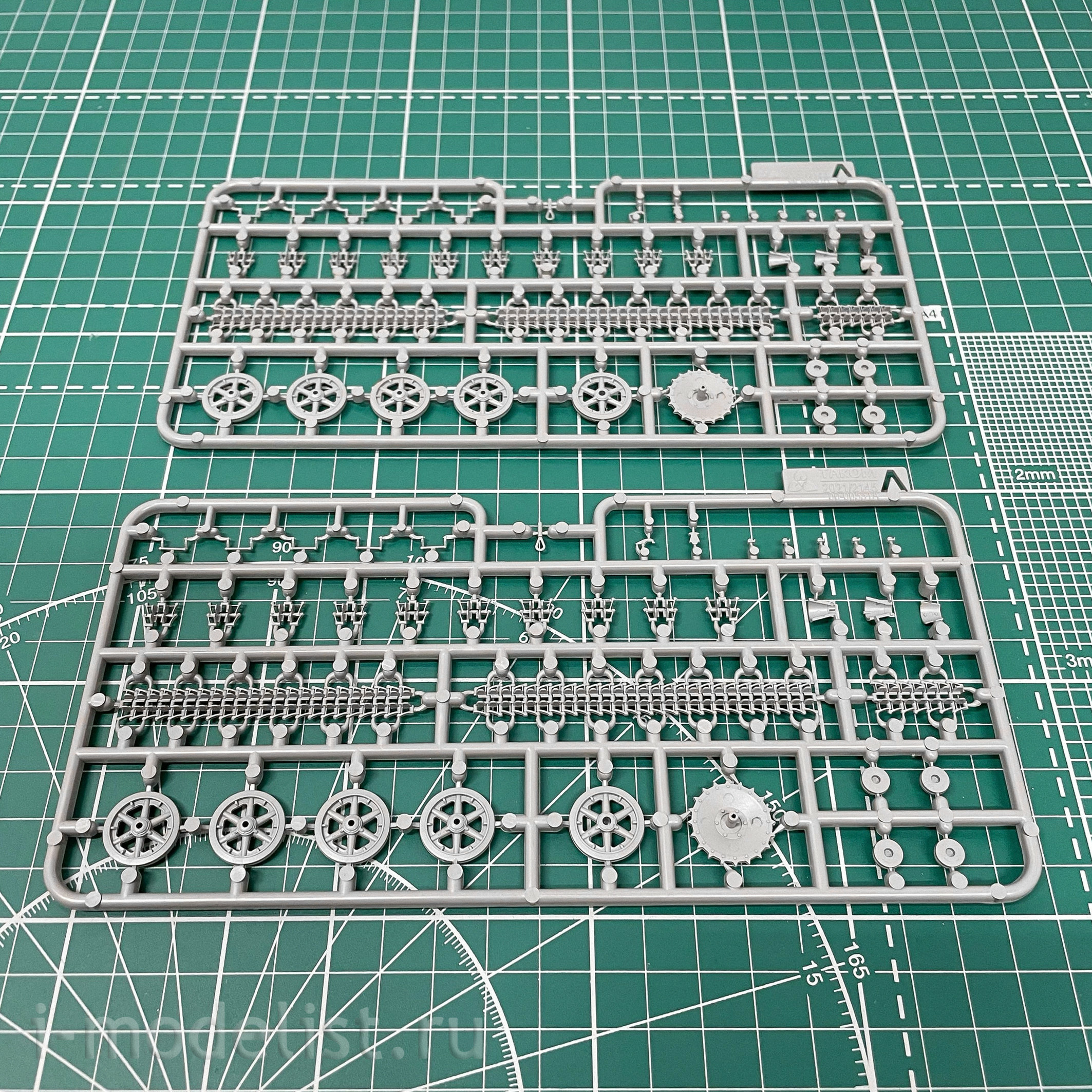 2145 Takom 1/35 Pz.Kpfw. I Ausf. A & Pz.Kpfw. I Ausf. B 1+1