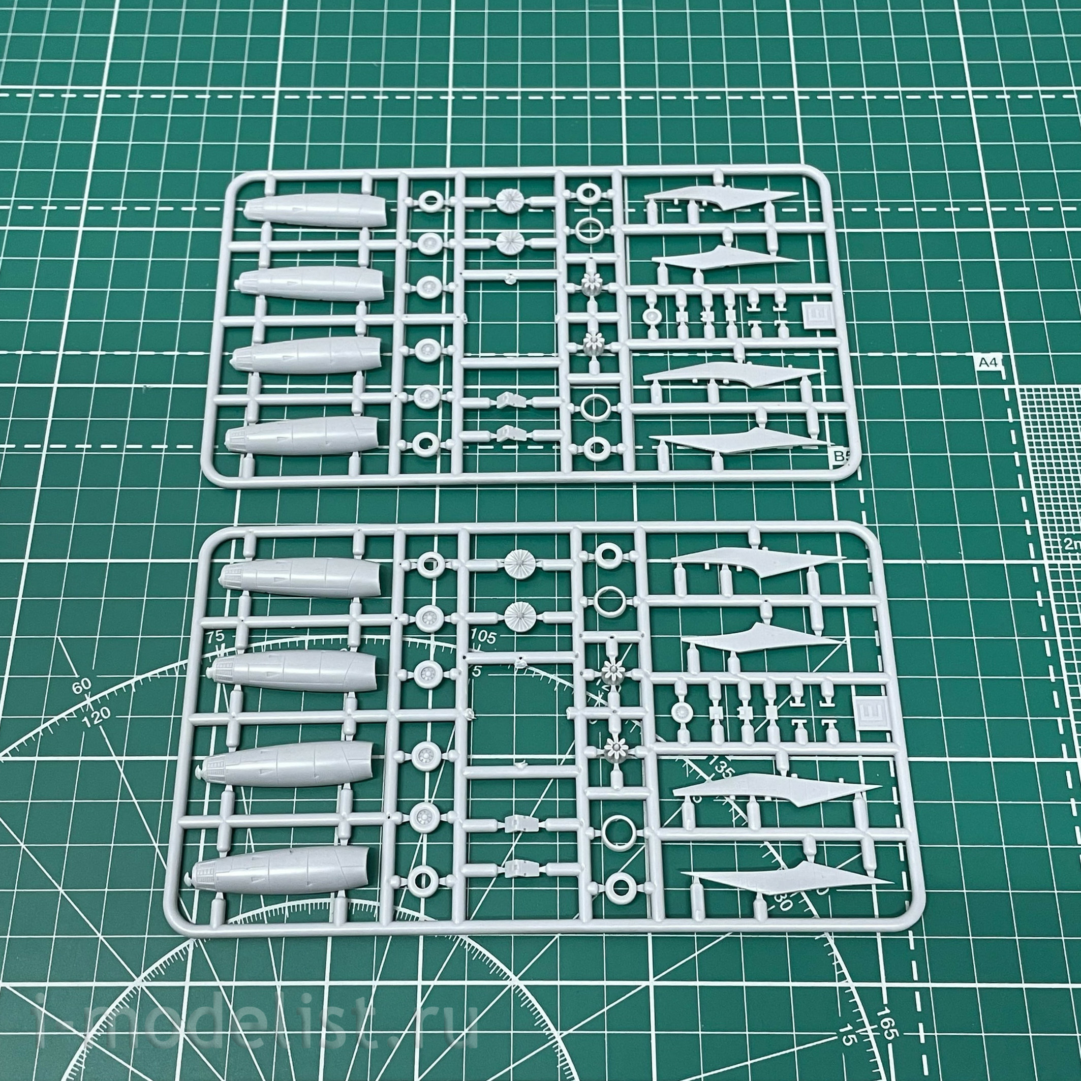 144144 Orient Express 1/144 Convair 880 Airliner