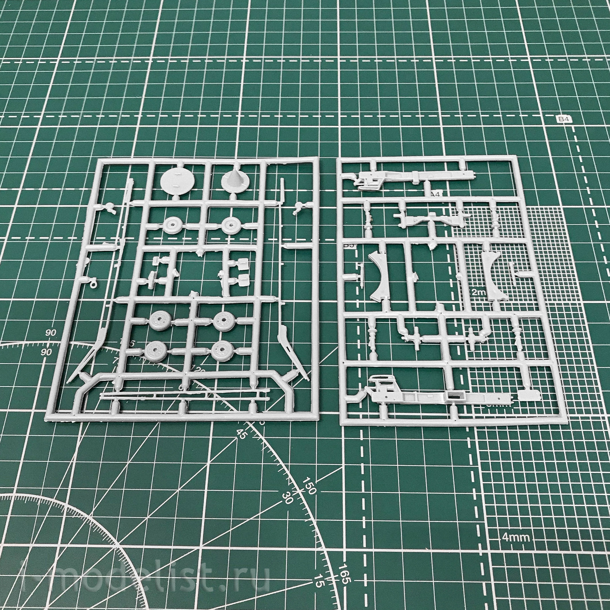 1/72 Amodel 72177 X-20M (NATO code As-3 Kangaroo)