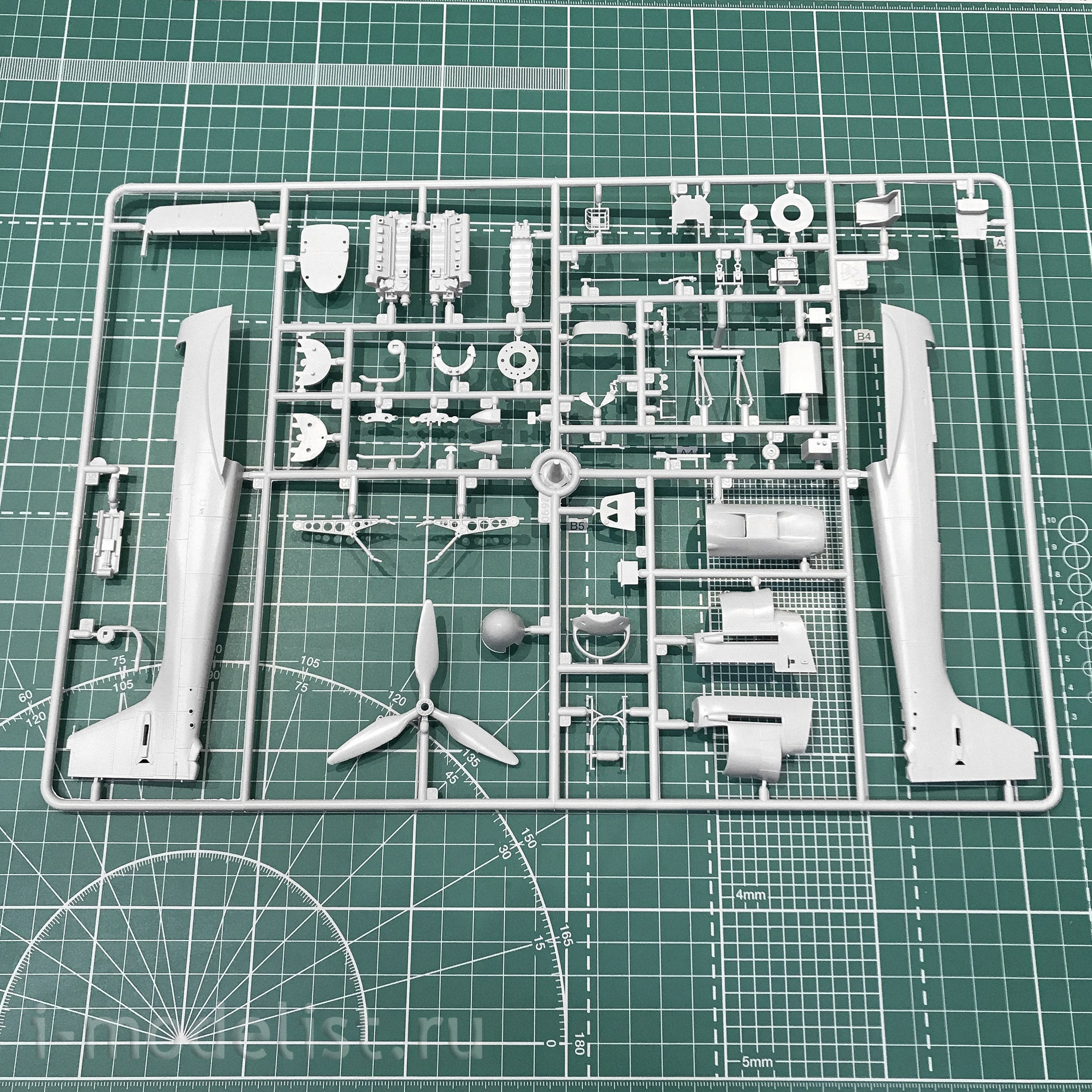 2807 Italeri 1/48 Junkers JU-87B Stuka Aircraft