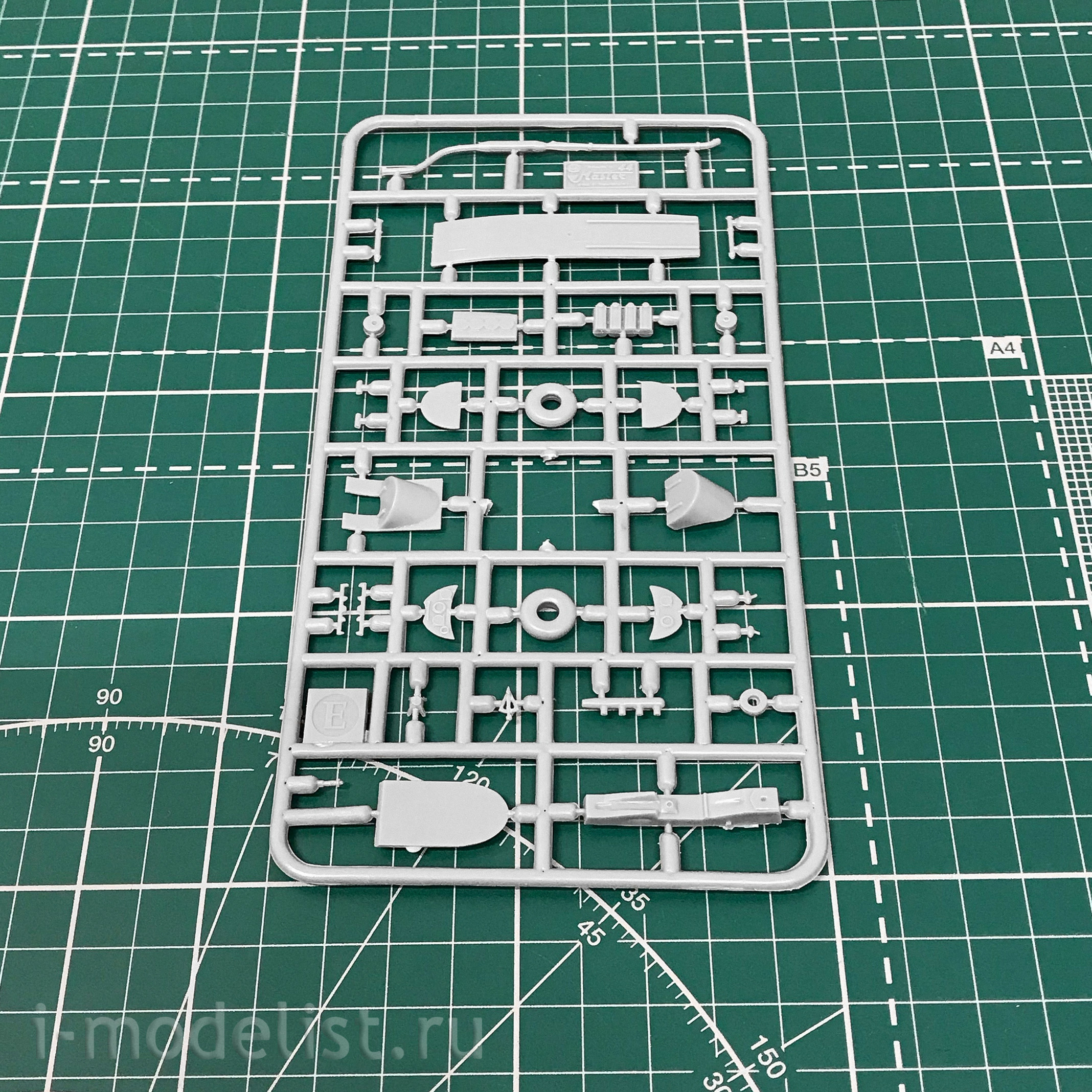 4802 Amodel 1/48 D. H. 60G