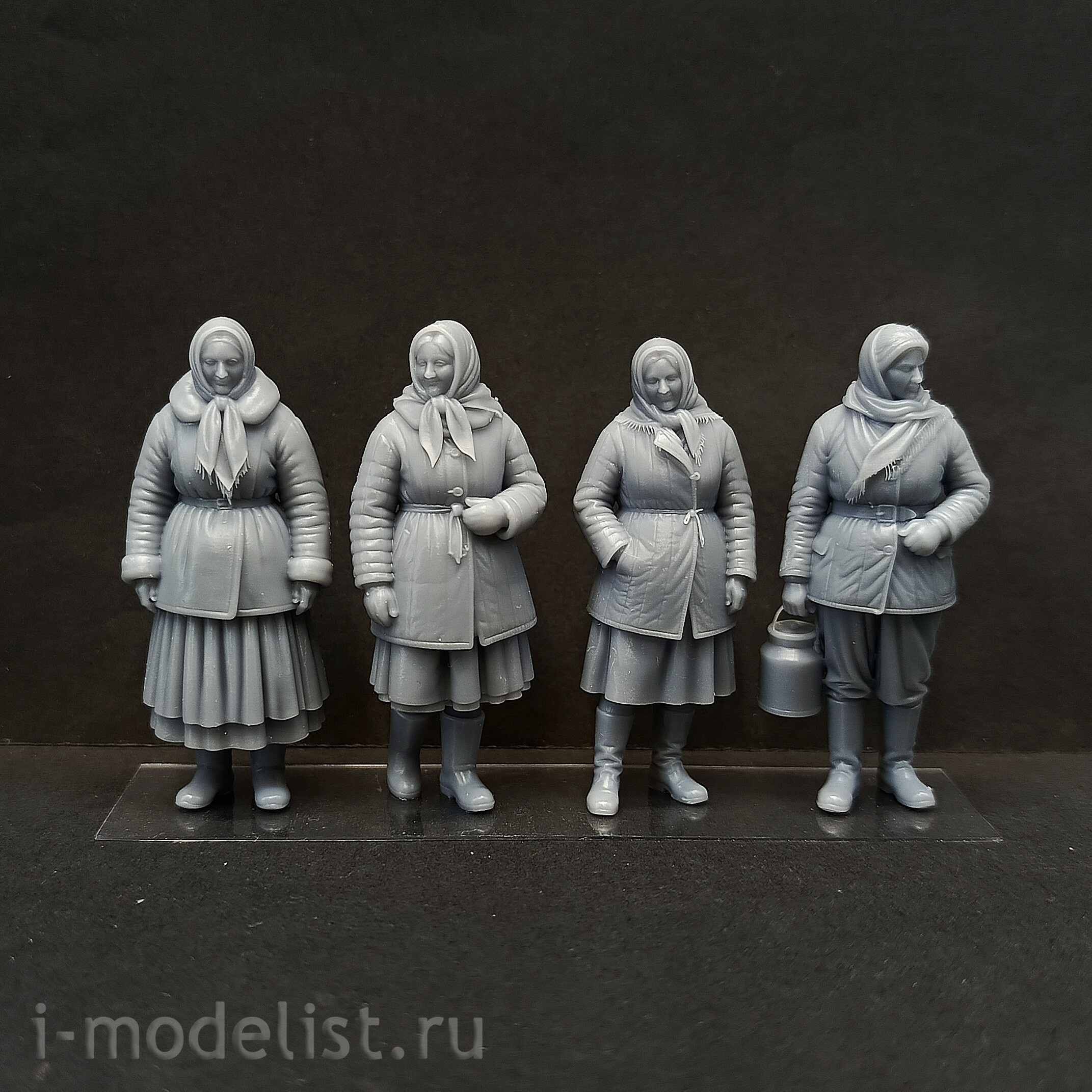 DMS-43028 ДМС 1/43 Фигурки колхозницы СССР