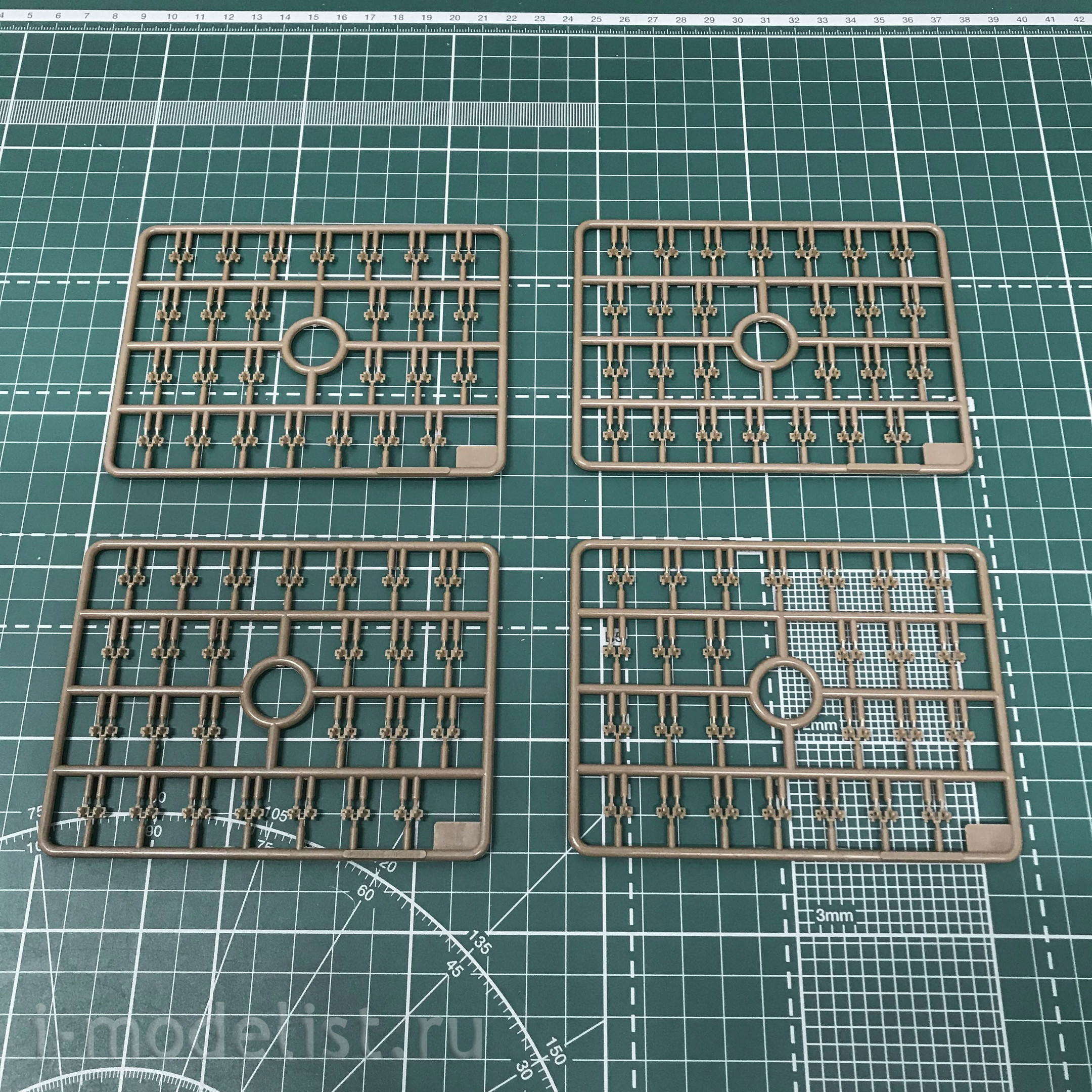 84555 HobbyBoss 1/35 Soviet T-60 light tank