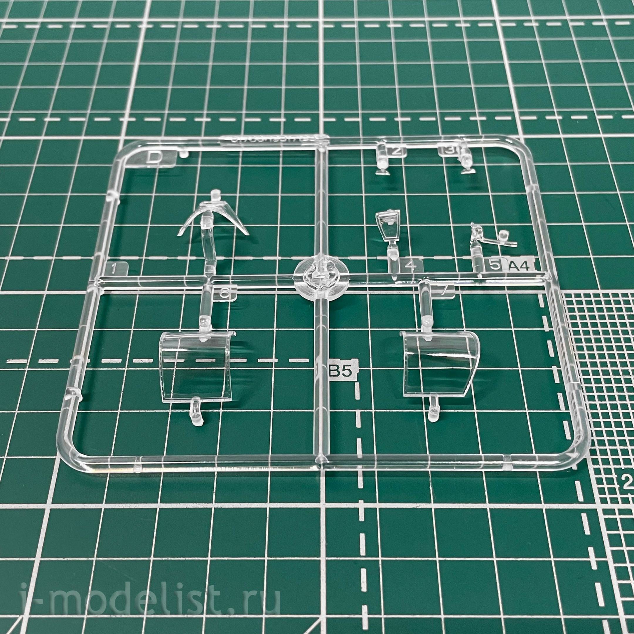 81760 HobbyBoss 1/48 Soviet Lavochkin-11 fighter