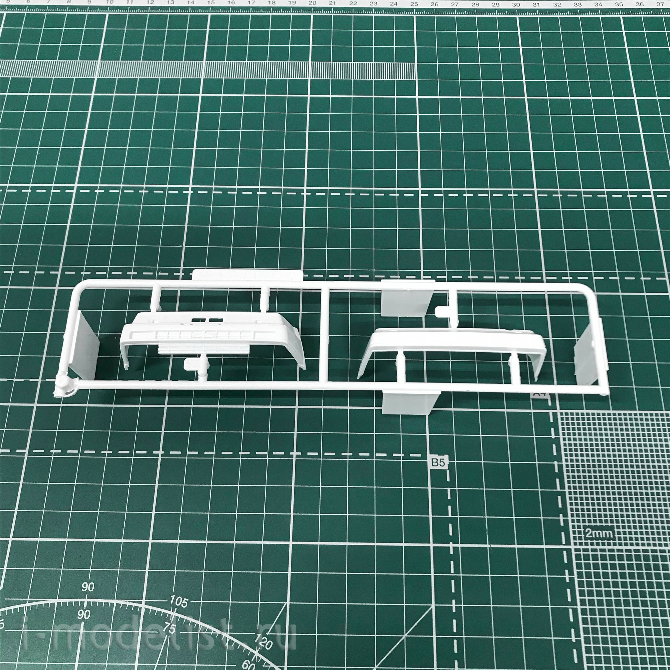 05960 Aoshima 1/24 Toyota Trueno AE86 Takumi Fujiwara Comics Vol.1 Ver.
