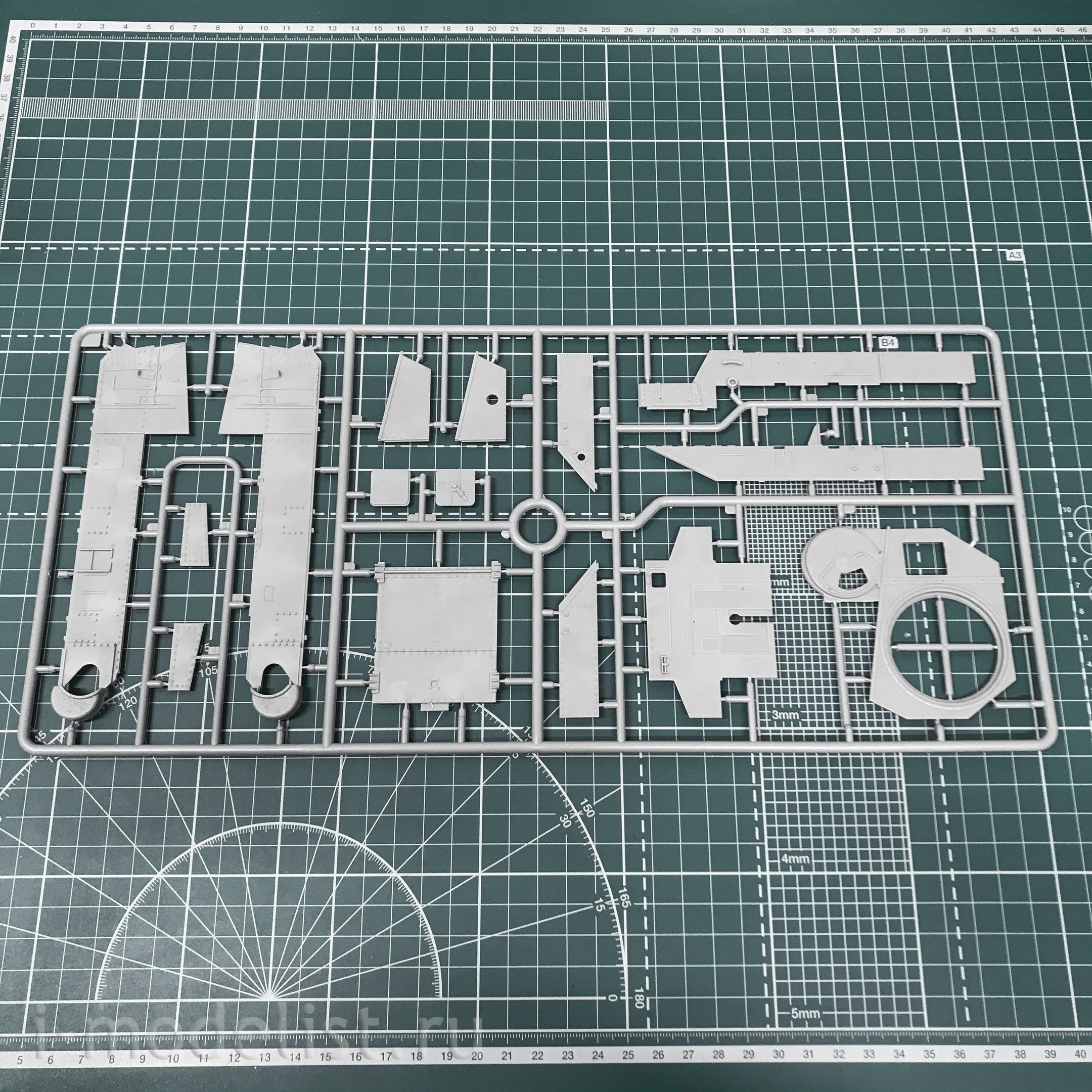 35209 MiniArt 1/35 American tank M3 LEE MID PROD. INTERIOR KIT