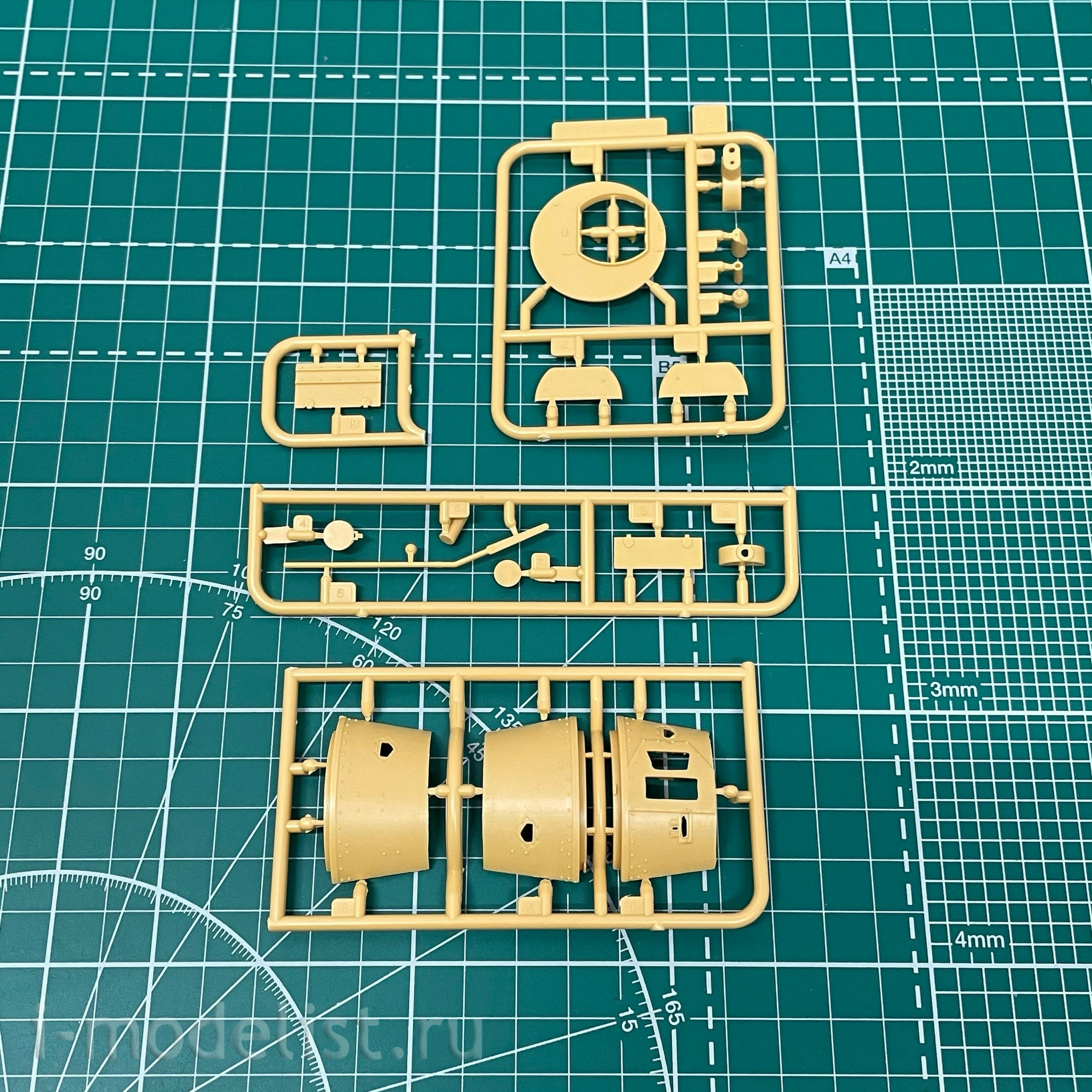 CV35A008 Combat Armor Models 1/35 Vickers 6-Ton Light Tank (Early Production Finland-VAE546)