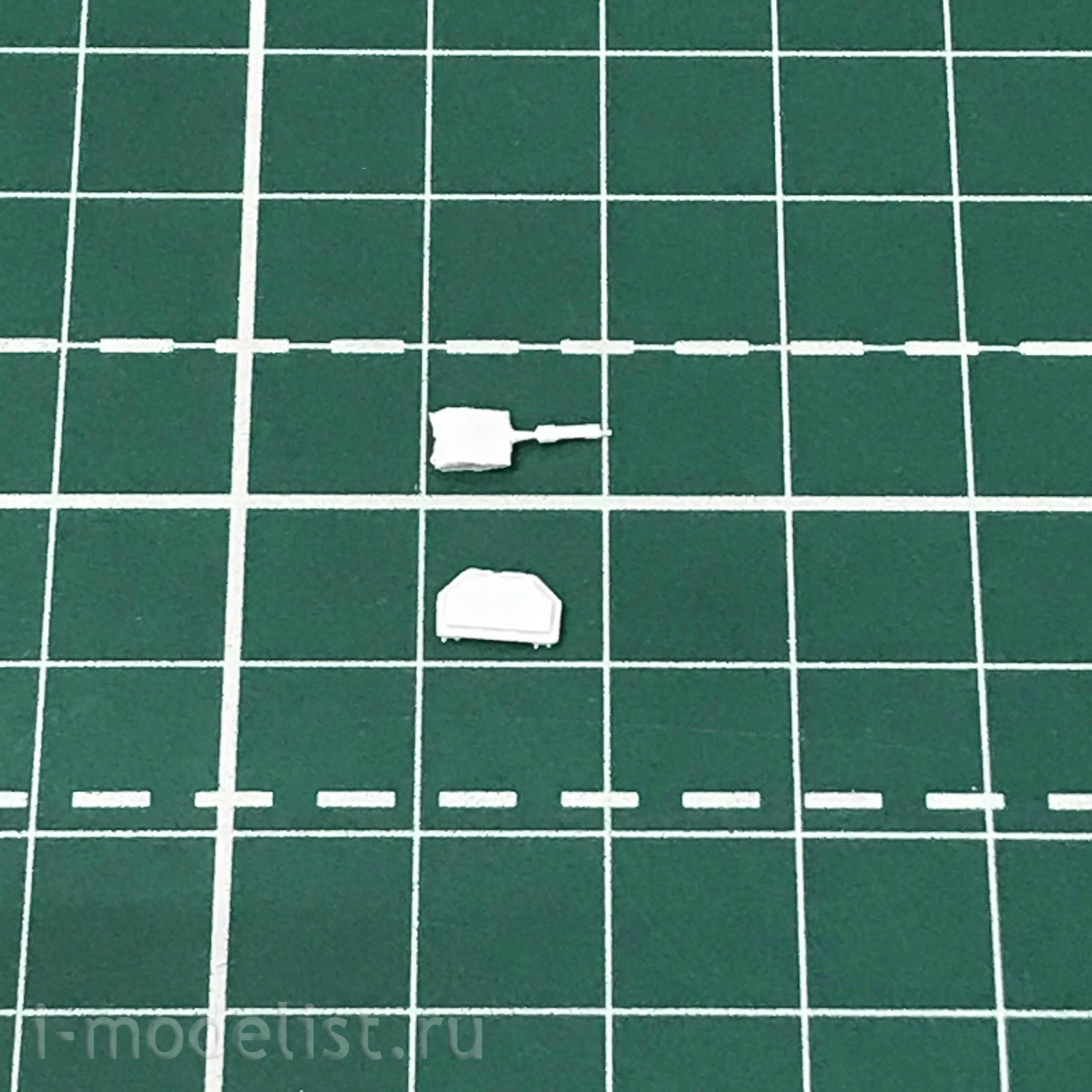 100074 Zebrano 1/100 French light tank Renault AMR35 ZT4