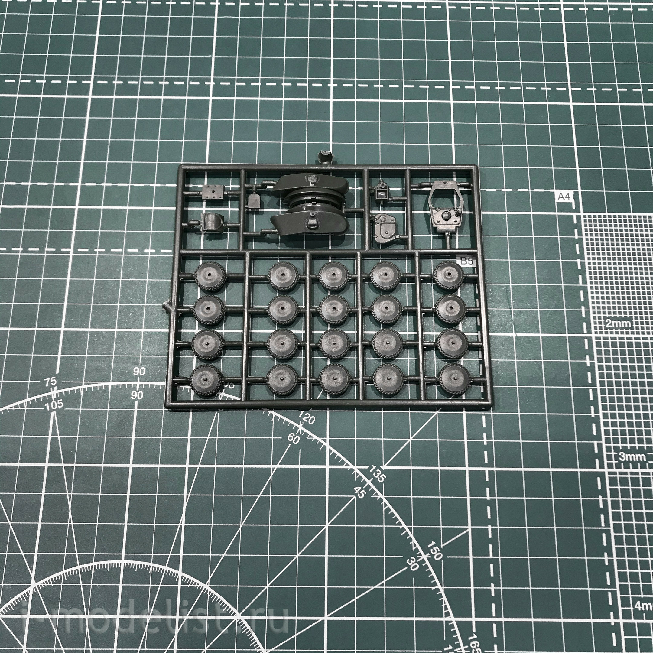 7078 Italeri 1/72 Tank 34/76 Model 1943