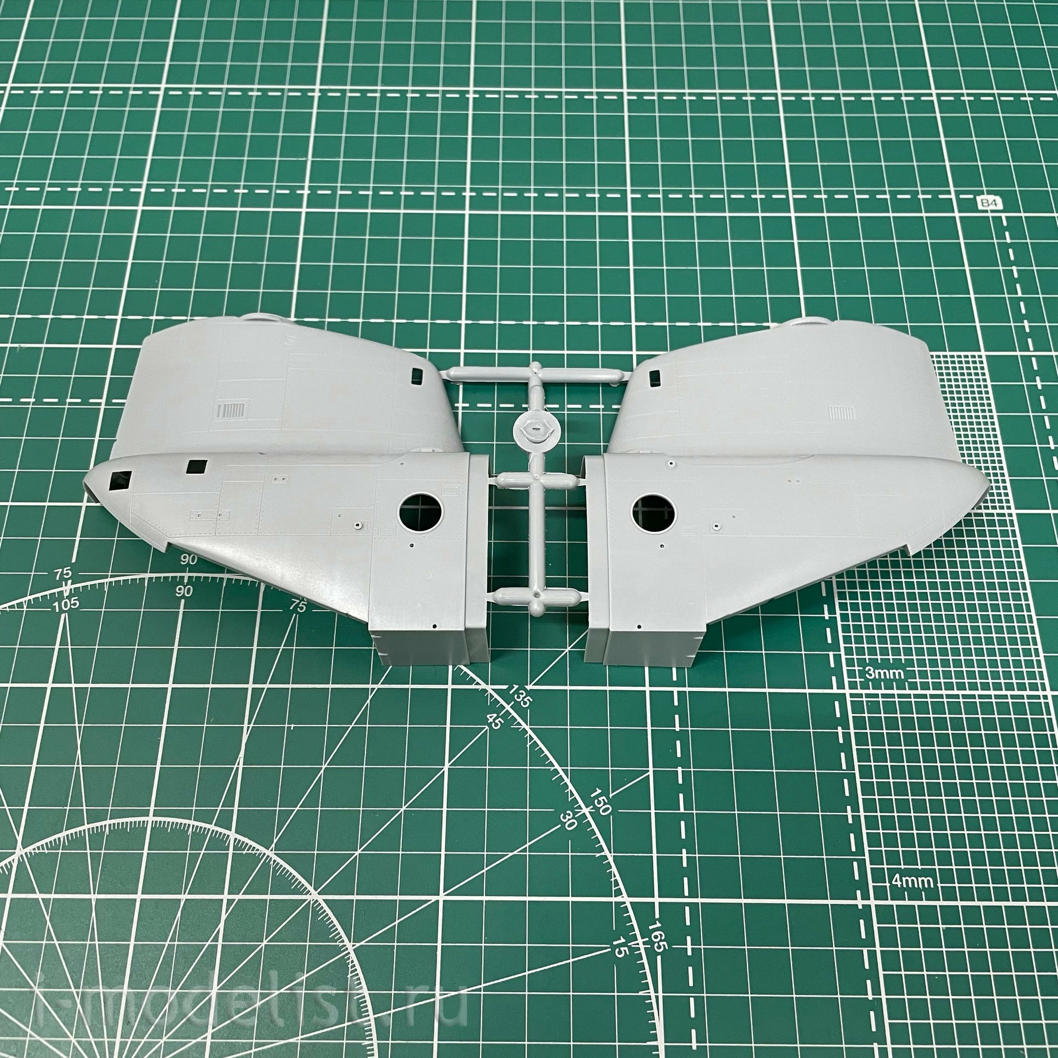 81772 HobbyBoss 1/48 Helicopter CH-47A Chinook