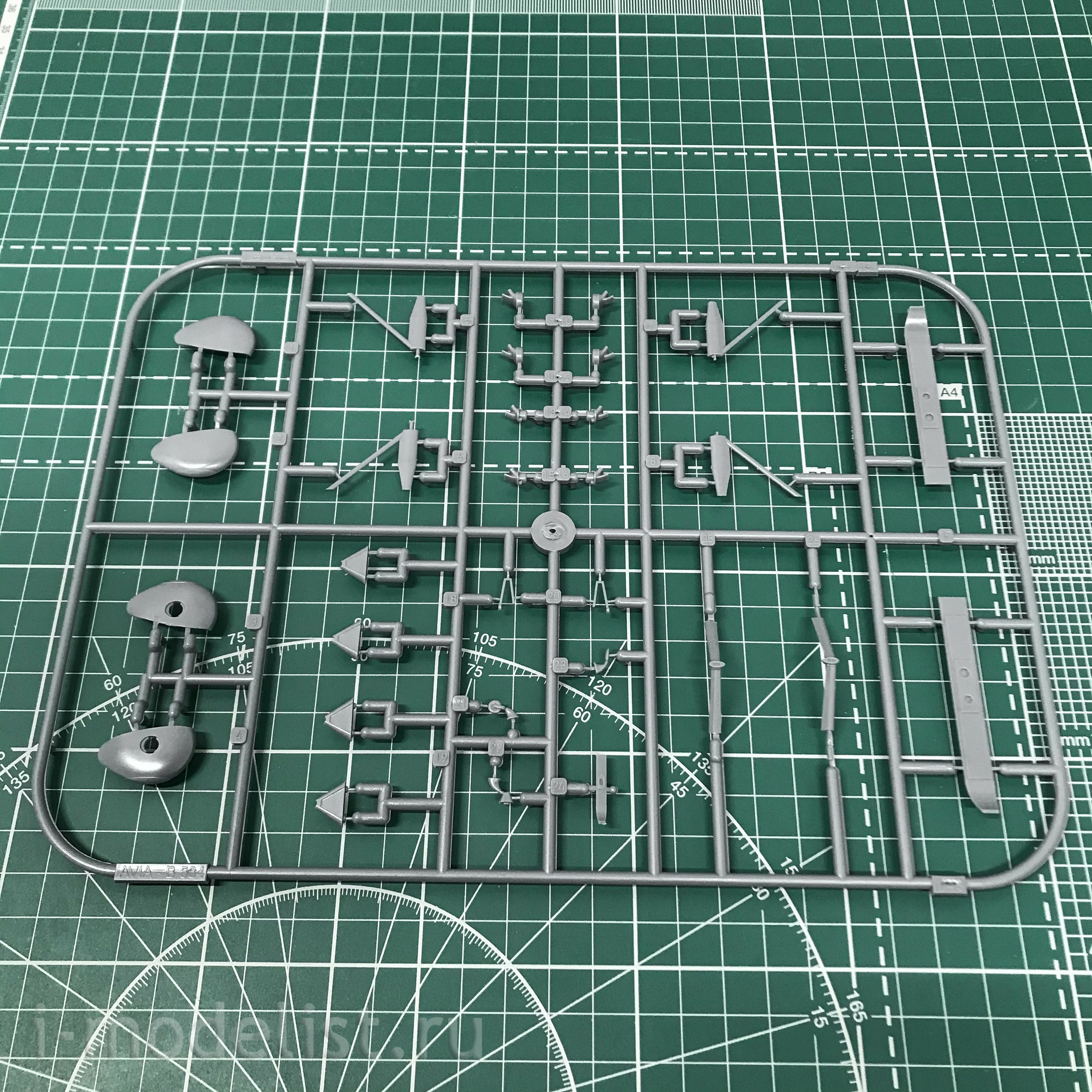 8191 Edward 1/48 Avia B-534 III. serie (Reedition)