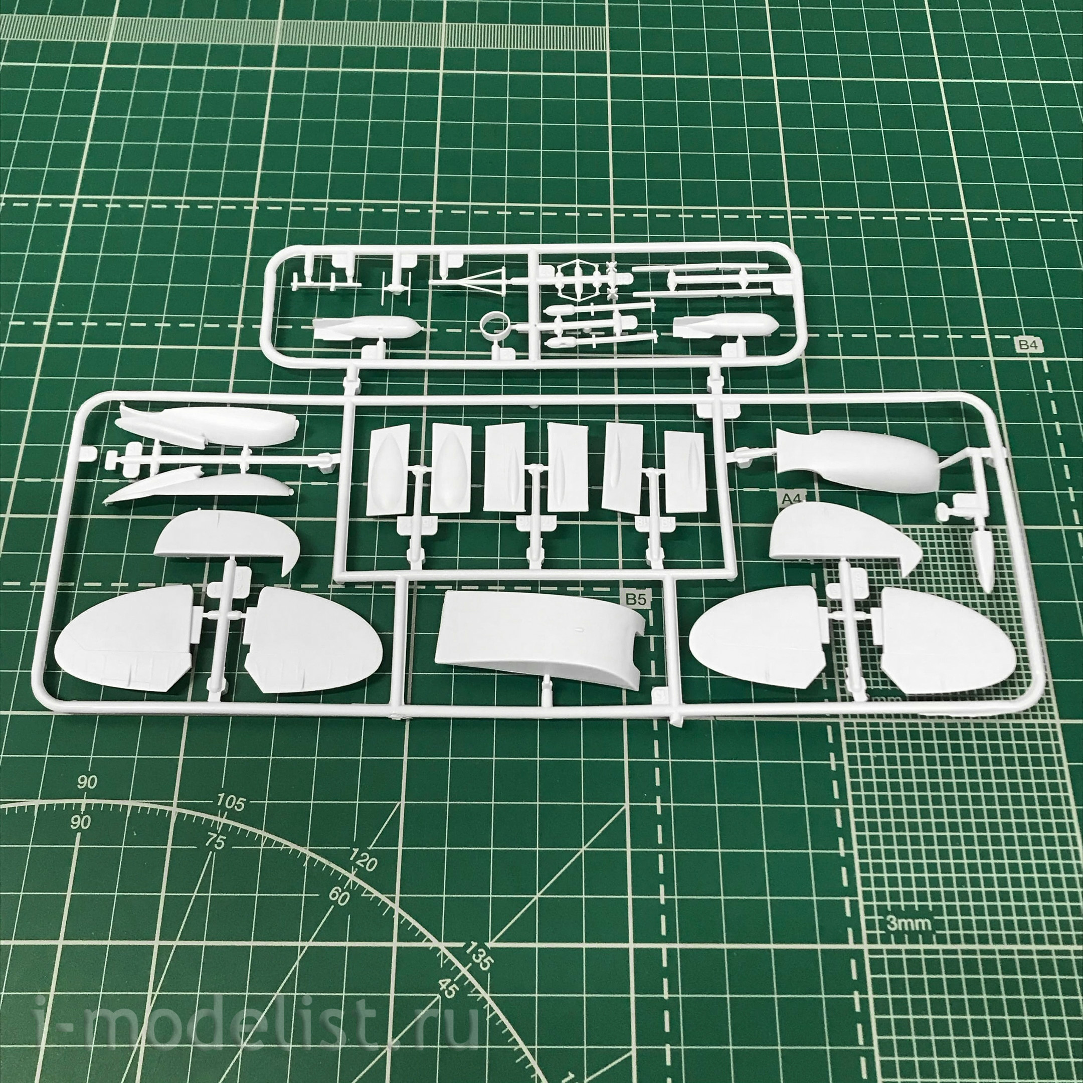 48008 ARK-models 1/48 British Supermarine fighter 