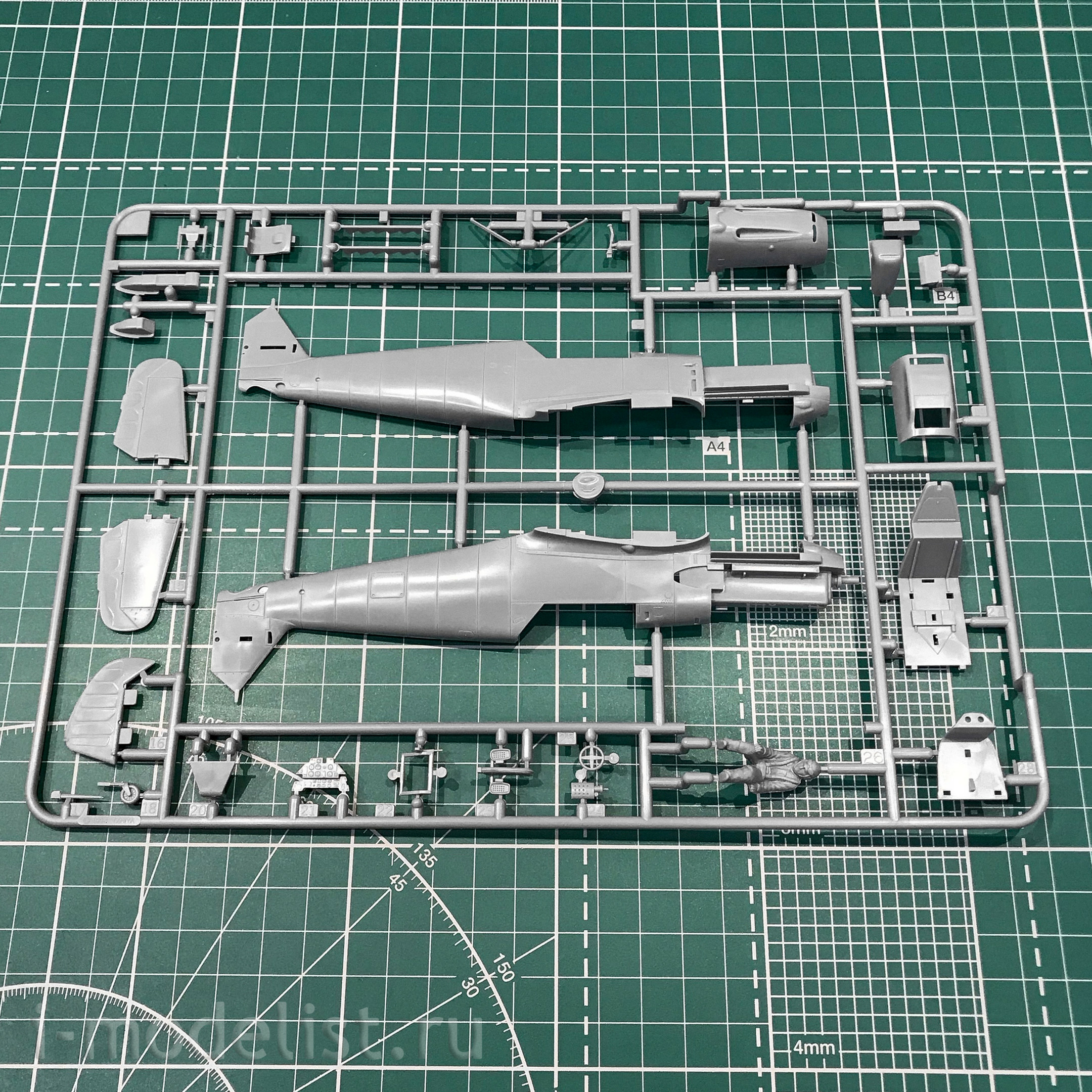 25200 Tamiya 1/48 Messerschmitt Bf 109 E-3 SWISS fighter Swiss air force
