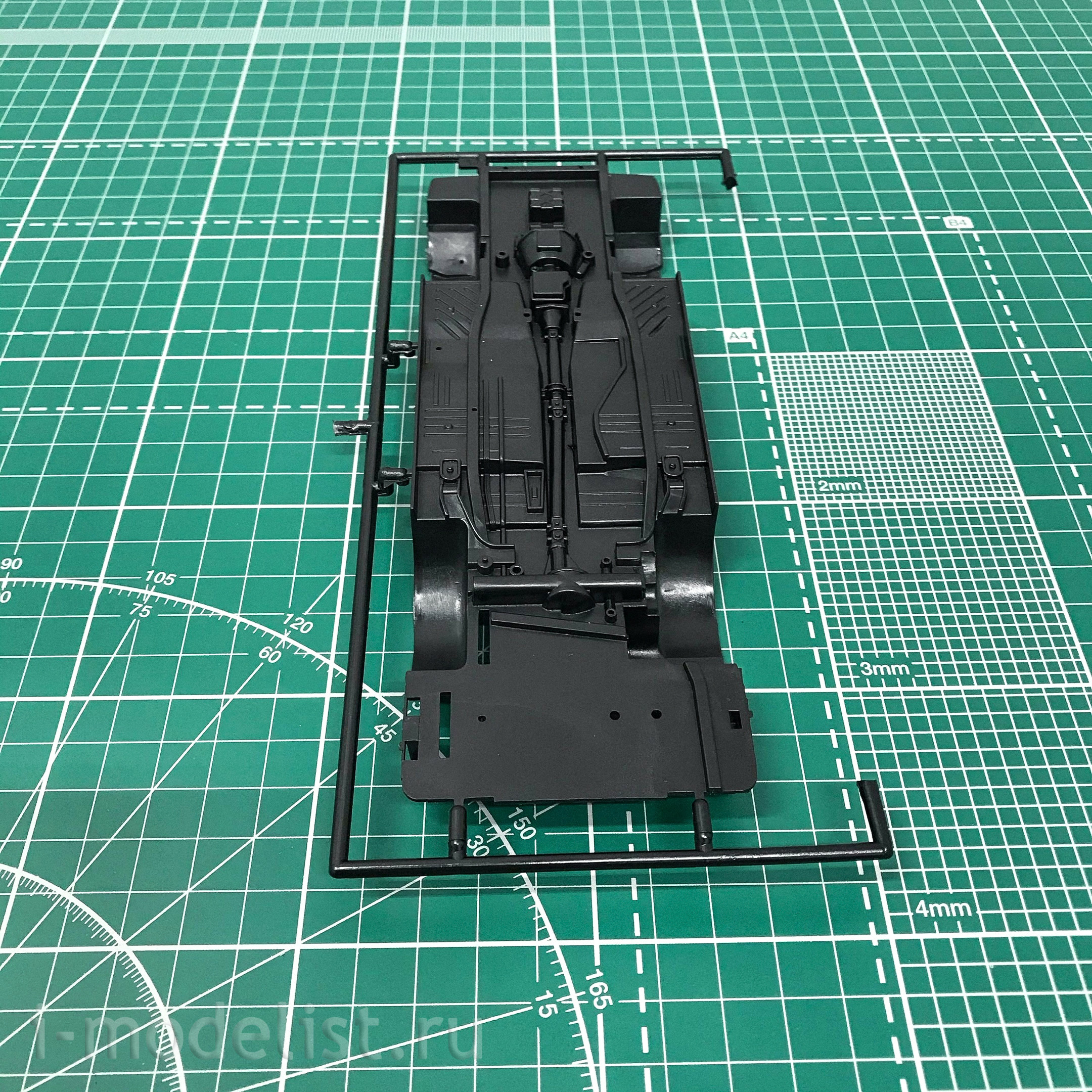 05925 Aoshima 1/24 Toyota Cresta JZX81 2.5 Super Lucent G '90