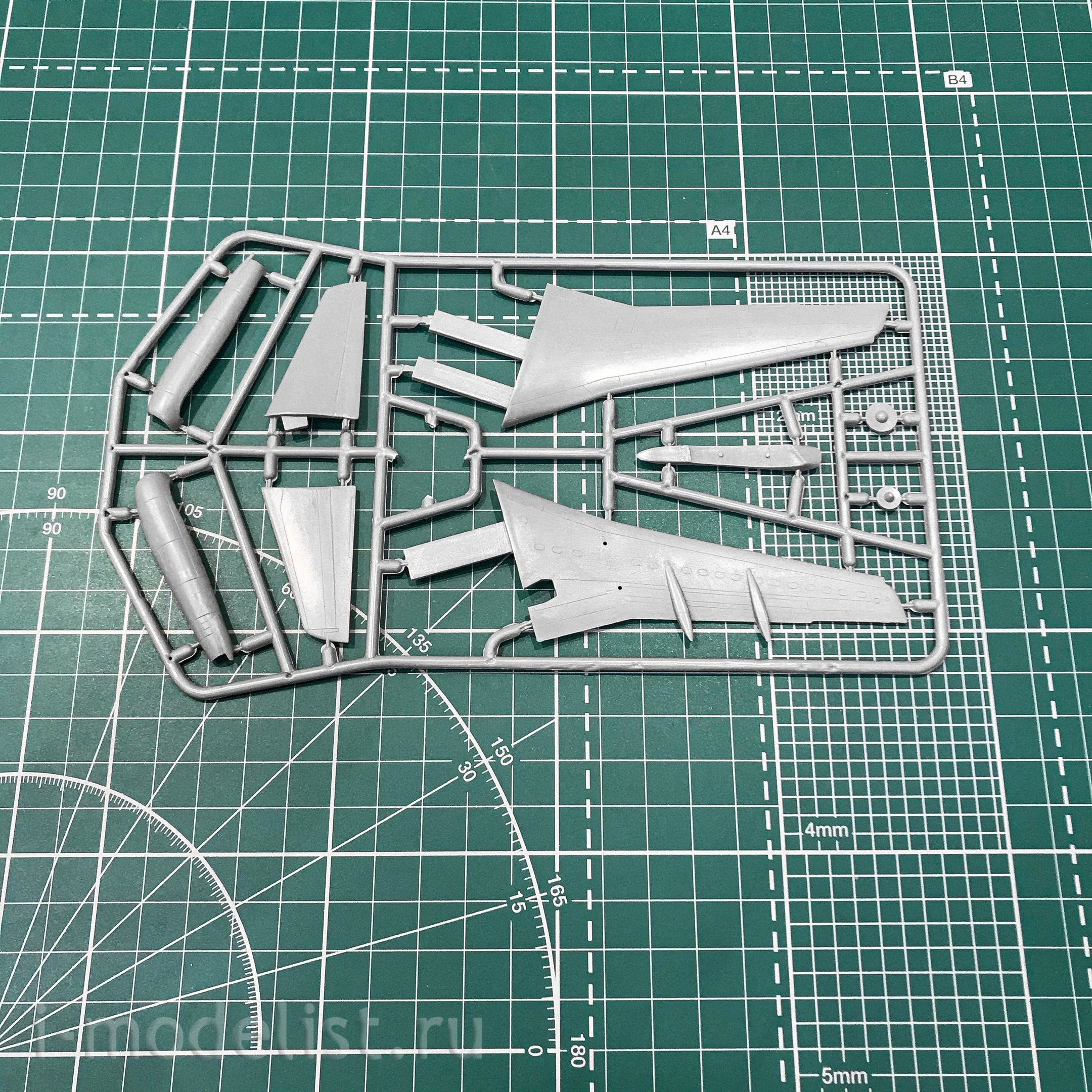 14469-3 Eastern Express 1/144 scales the Plane Boeng 737-200 ALOHA