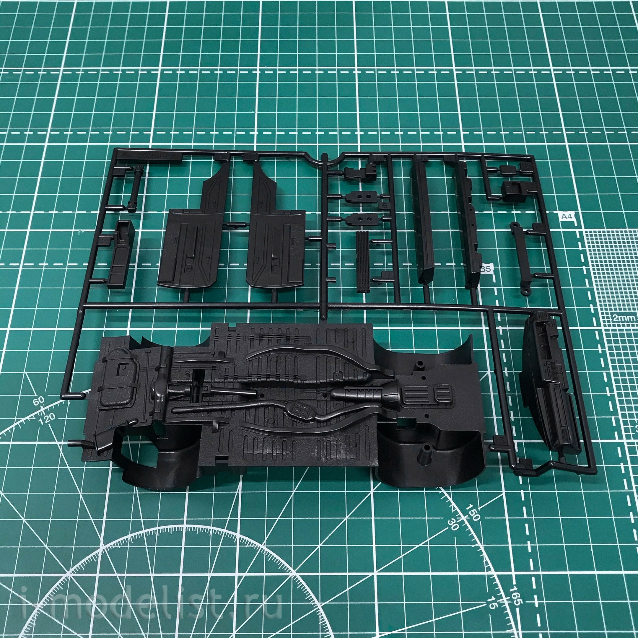 06129 Aoshima 1/24 Assembly model Toyota Corolla E71 / 70 GT/DX 79