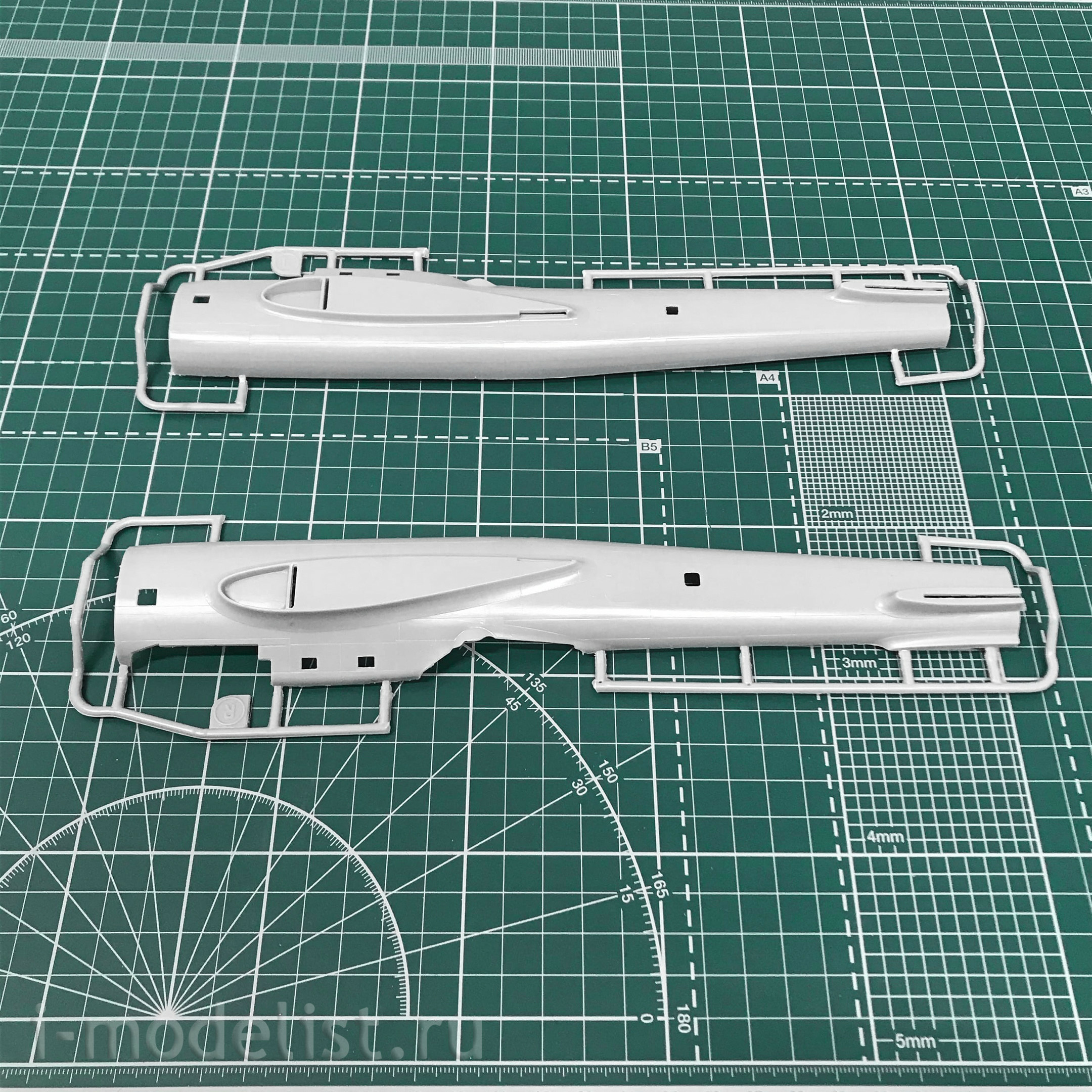 72142 Amodel 1/72 PE-8+ air starter AC-2