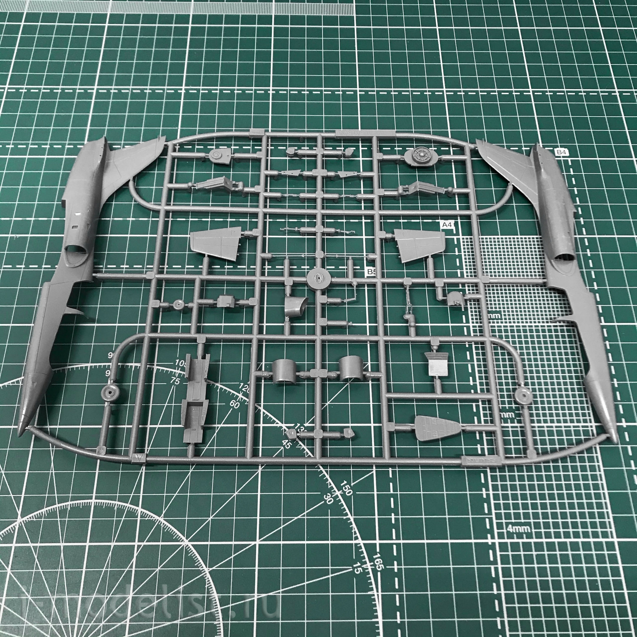 7418 Edward 1/72 Aircraft L-39C Albatros
