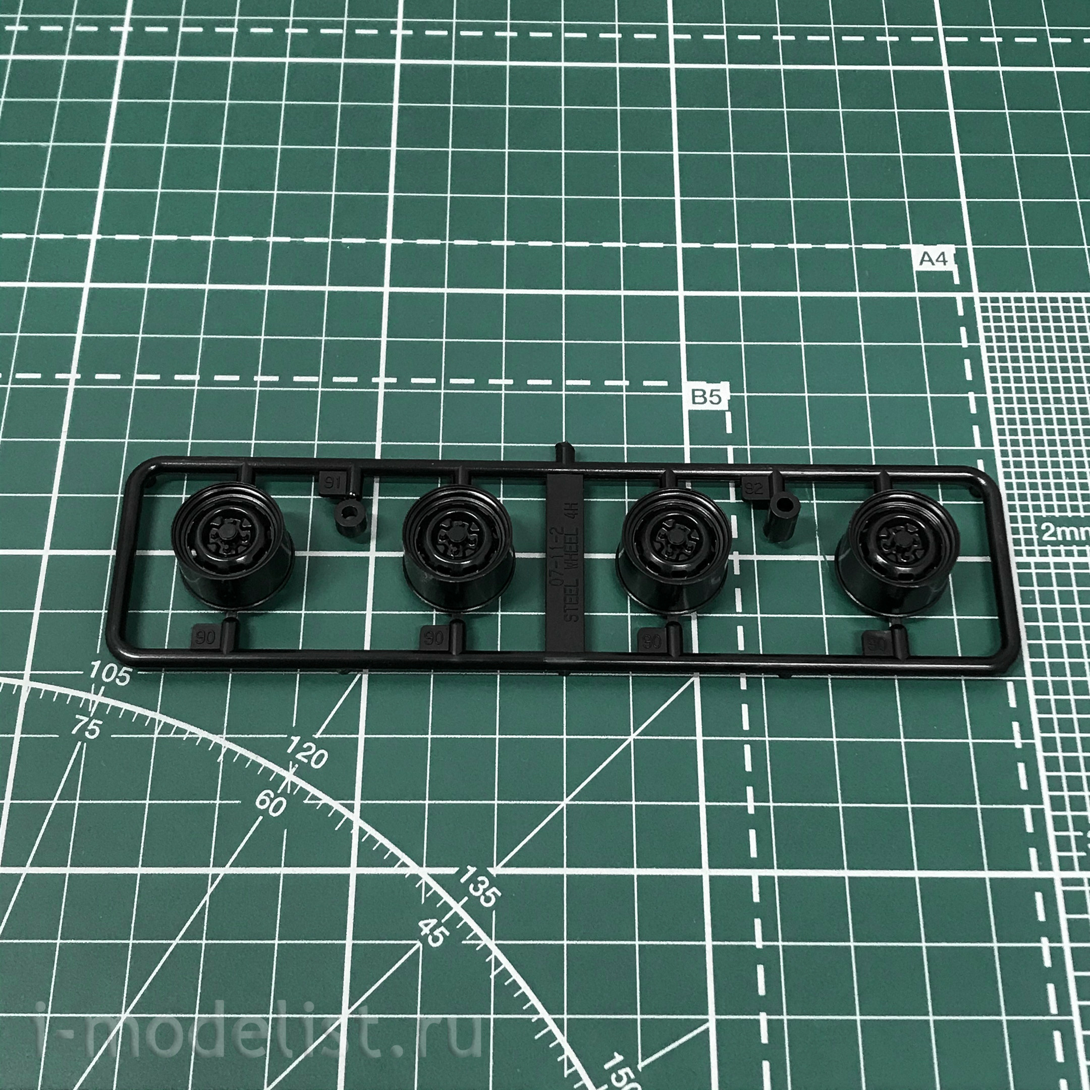 06106 Aoshima 1/24 Assembly model Nissan Skyline KPGC10 HT2000 GT-R 71